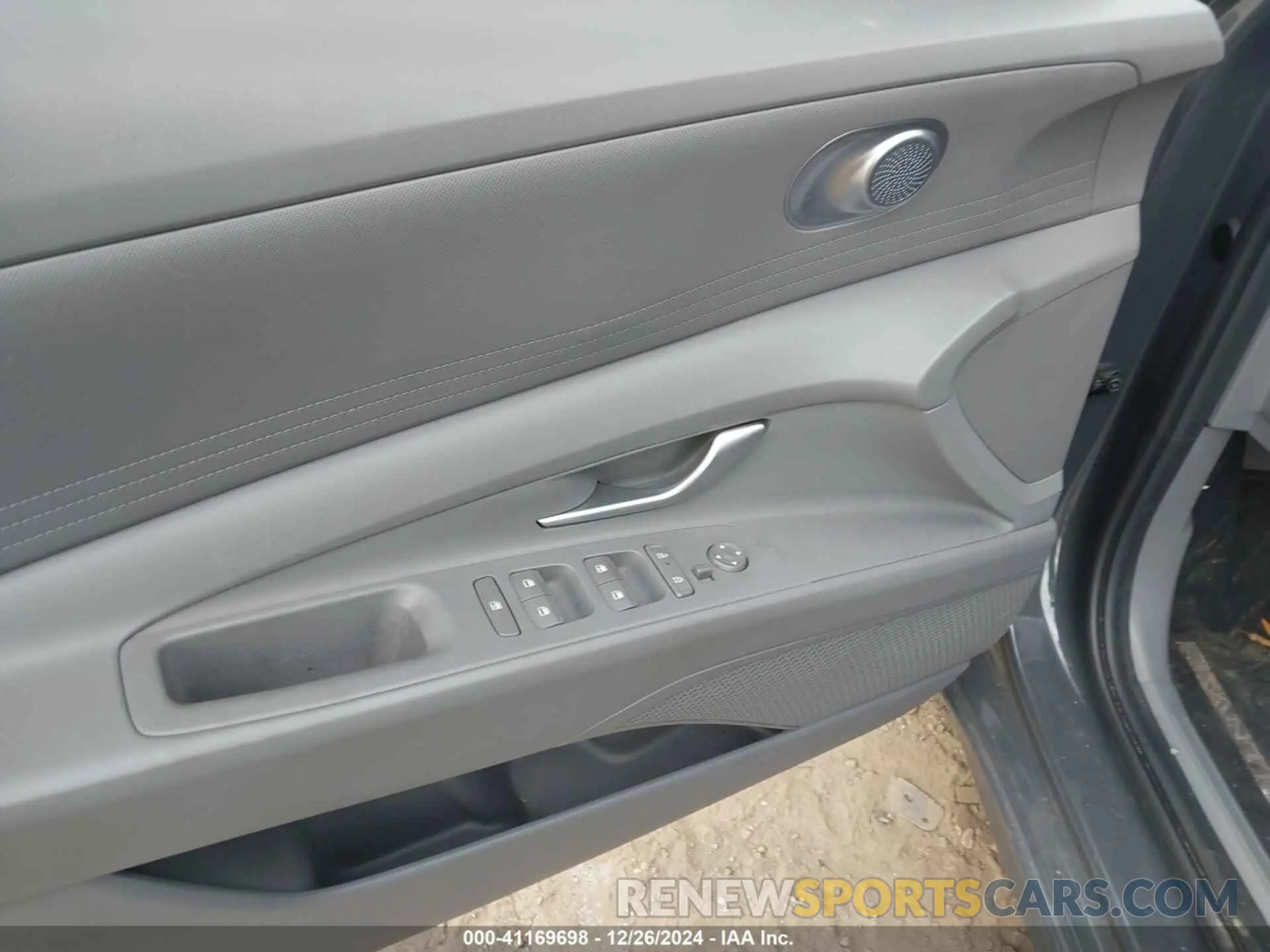 19 fotografías del automóvil dañado KMHLL4DG5RU722679 HYUNDAI ELANTRA 2024