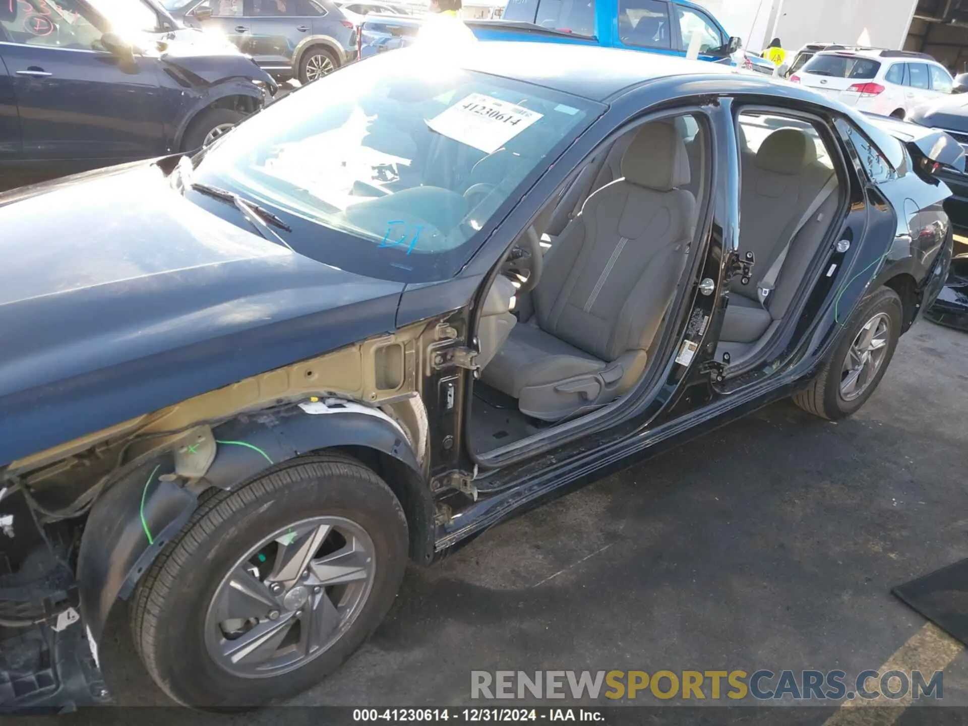 6 fotografías del automóvil dañado KMHLL4DG6RU765251 HYUNDAI ELANTRA 2024