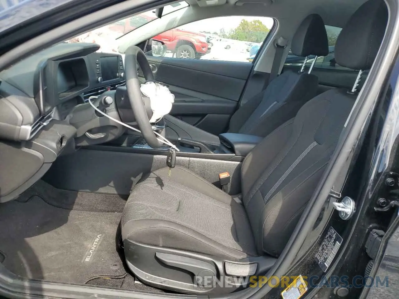 7 fotografías del automóvil dañado KMHLL4DG7RU800444 HYUNDAI ELANTRA 2024