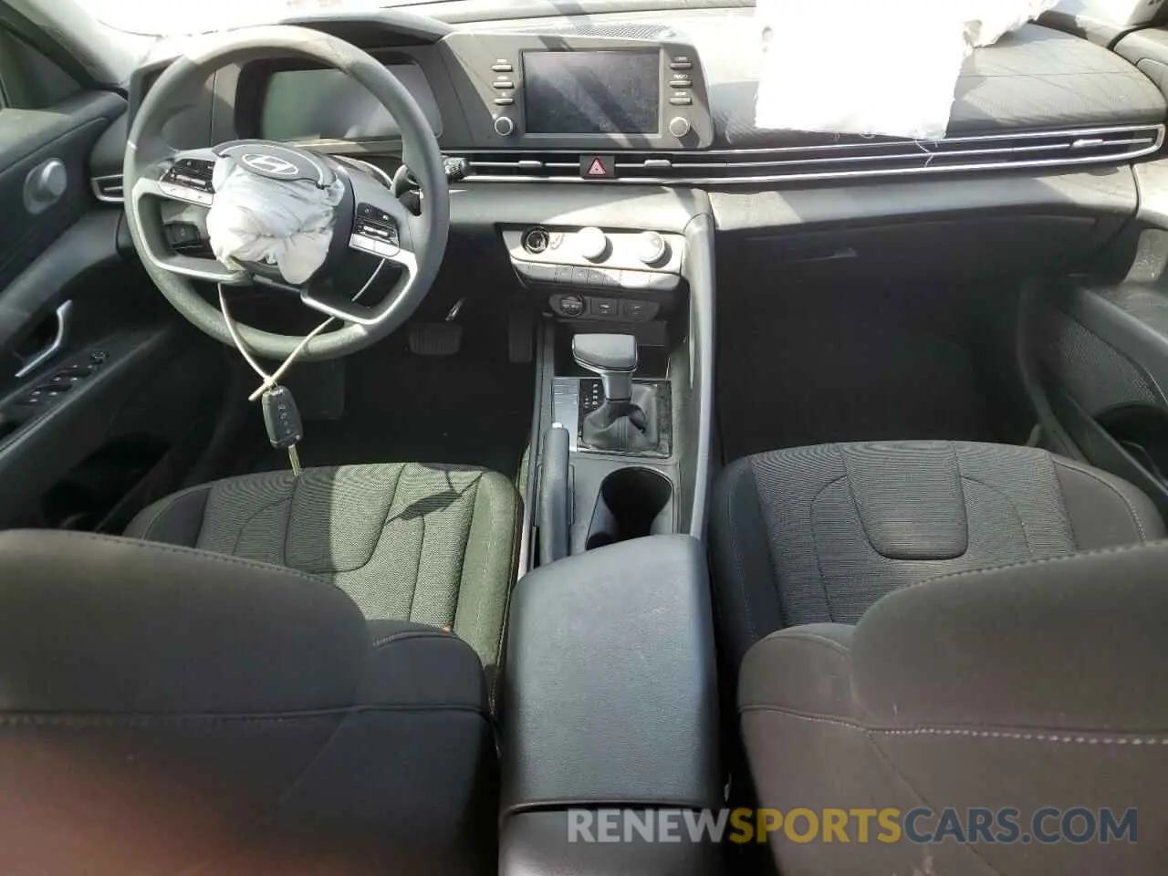 8 fotografías del automóvil dañado KMHLL4DG7RU800444 HYUNDAI ELANTRA 2024