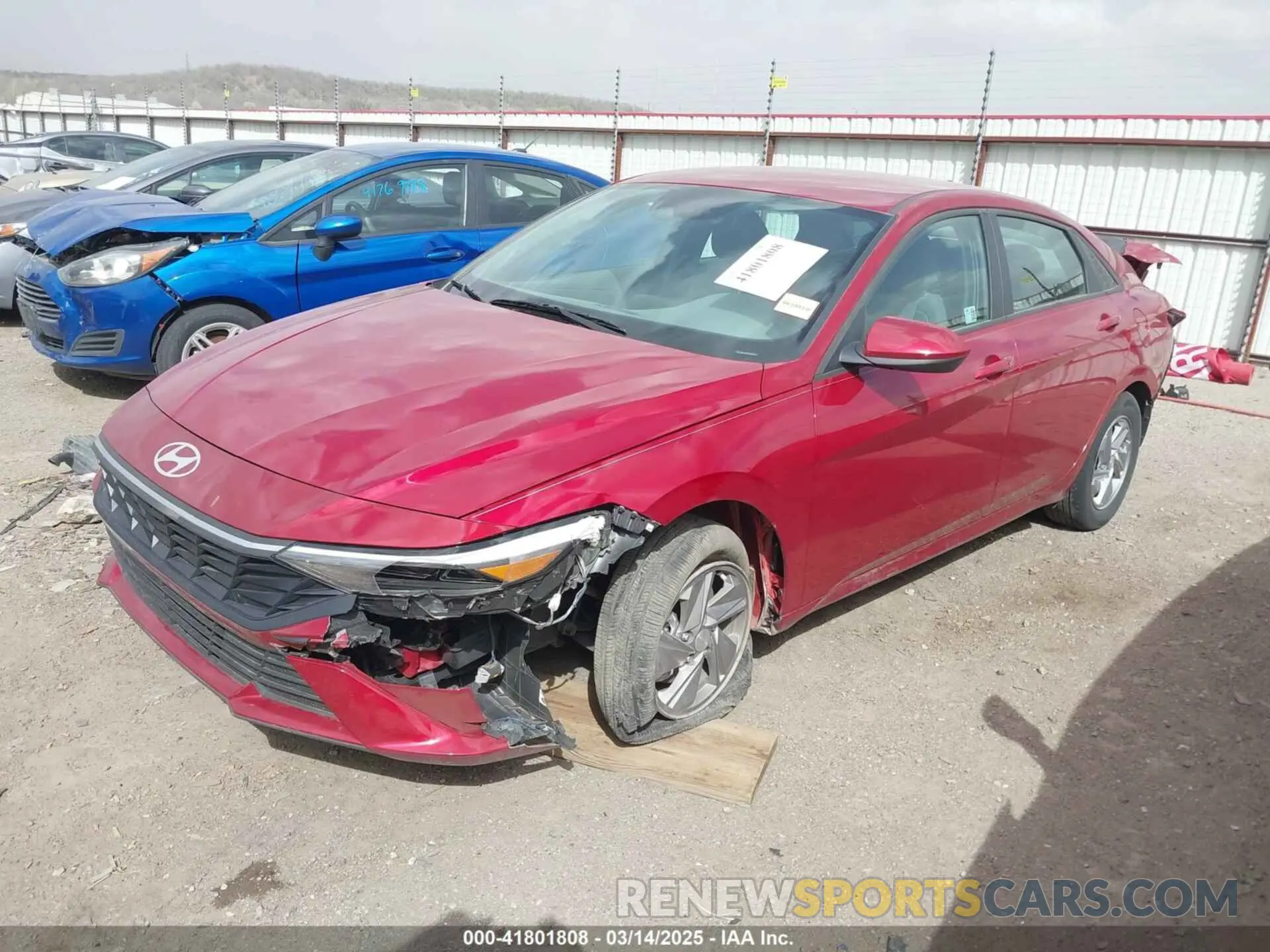 2 fotografías del automóvil dañado KMHLL4DG7RU851961 HYUNDAI ELANTRA 2024