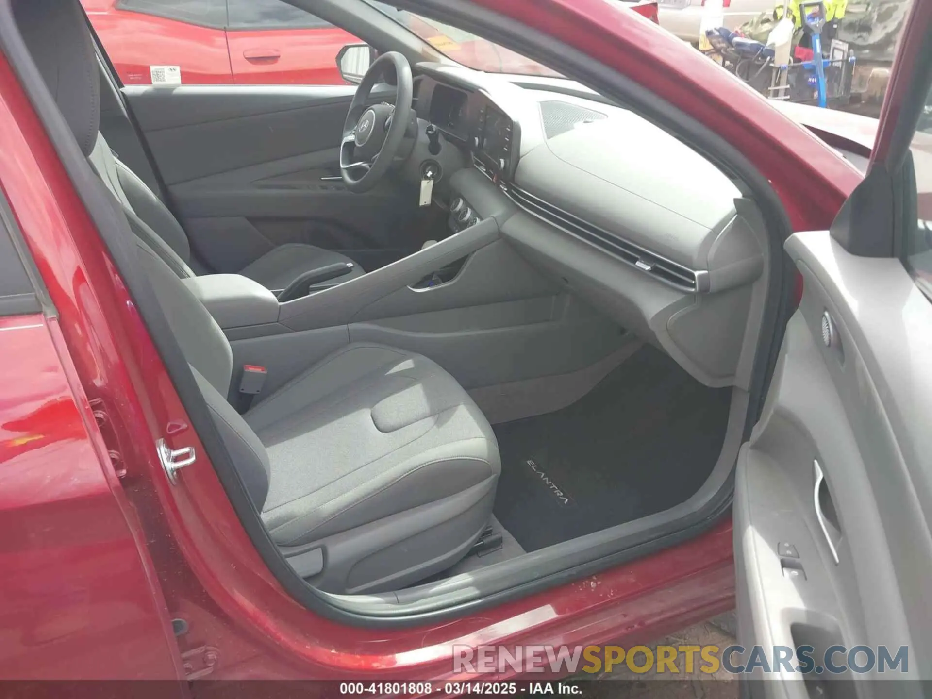 5 fotografías del automóvil dañado KMHLL4DG7RU851961 HYUNDAI ELANTRA 2024