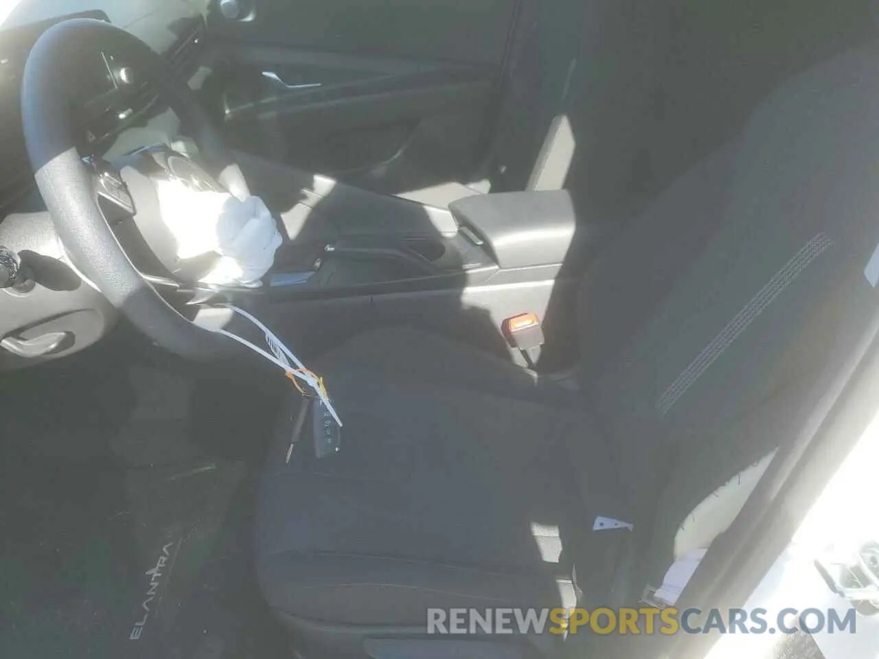 7 fotografías del automóvil dañado KMHLL4DG8RU685885 HYUNDAI ELANTRA 2024