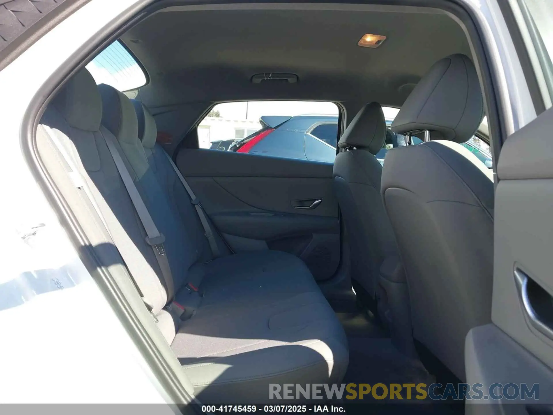 8 fotografías del automóvil dañado KMHLL4DG8RU815244 HYUNDAI ELANTRA 2024