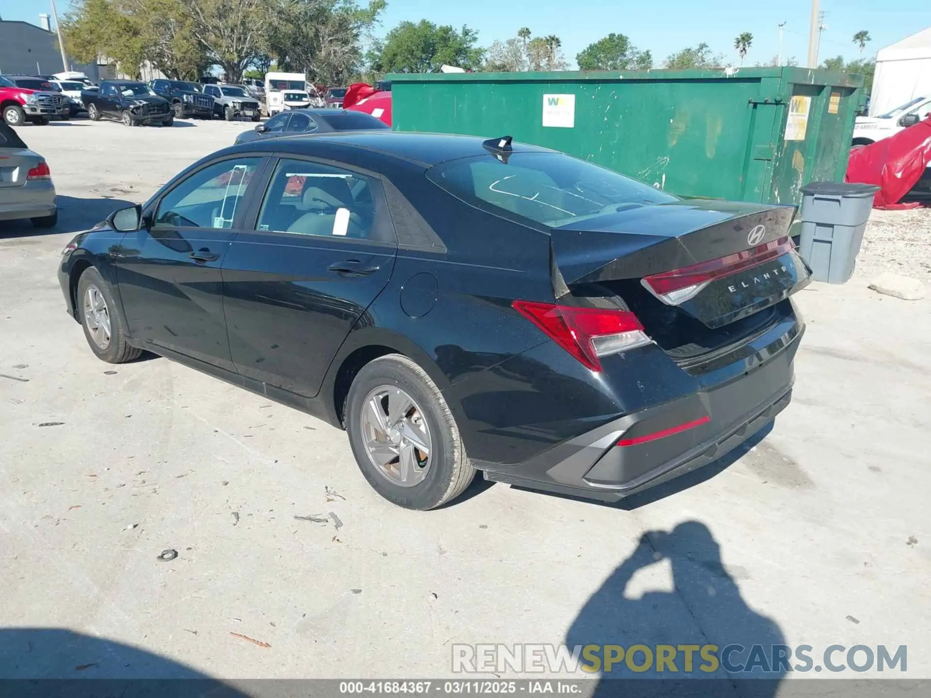 3 fotografías del automóvil dañado KMHLL4DG9RU802003 HYUNDAI ELANTRA 2024