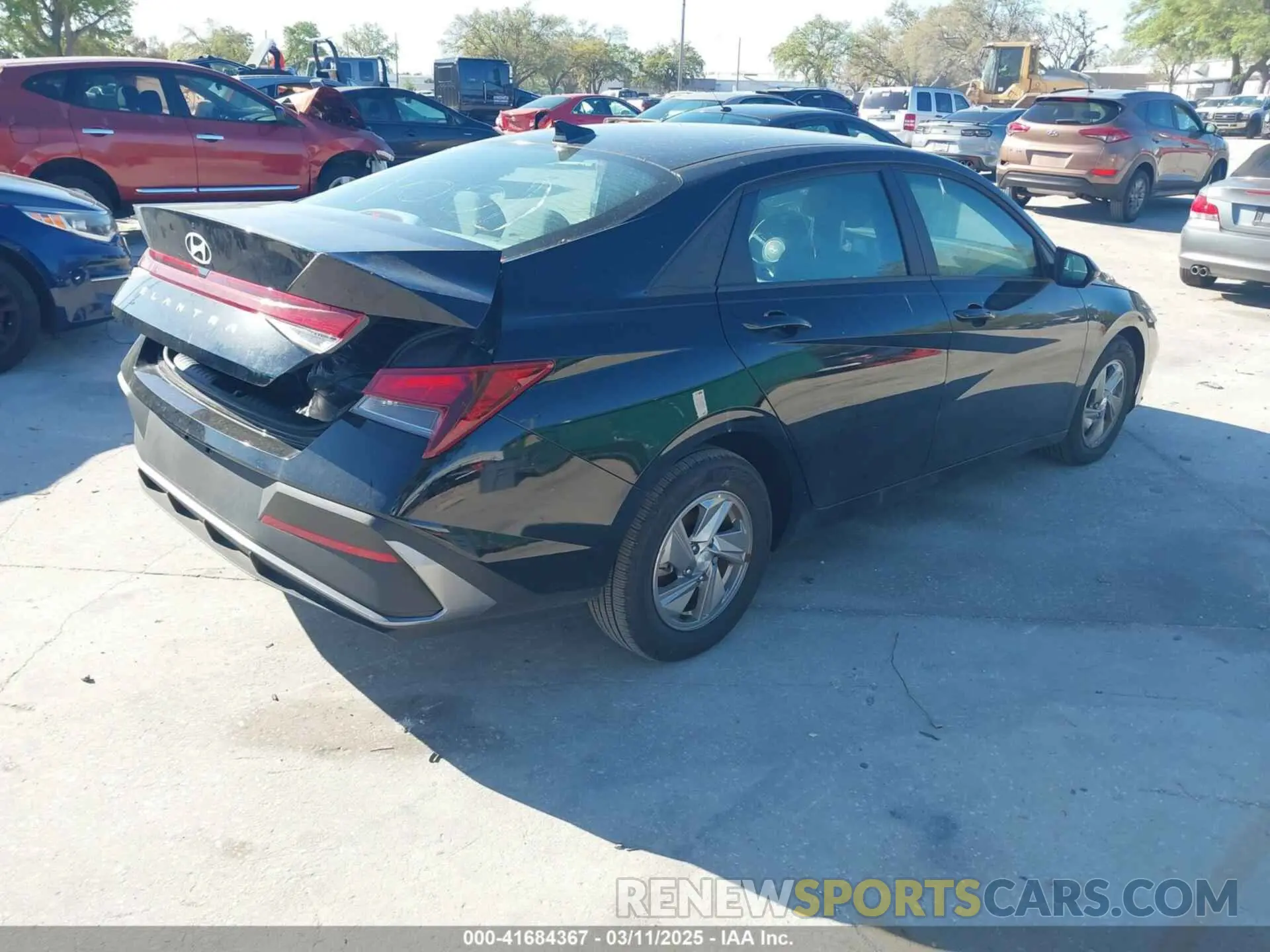 4 fotografías del automóvil dañado KMHLL4DG9RU802003 HYUNDAI ELANTRA 2024