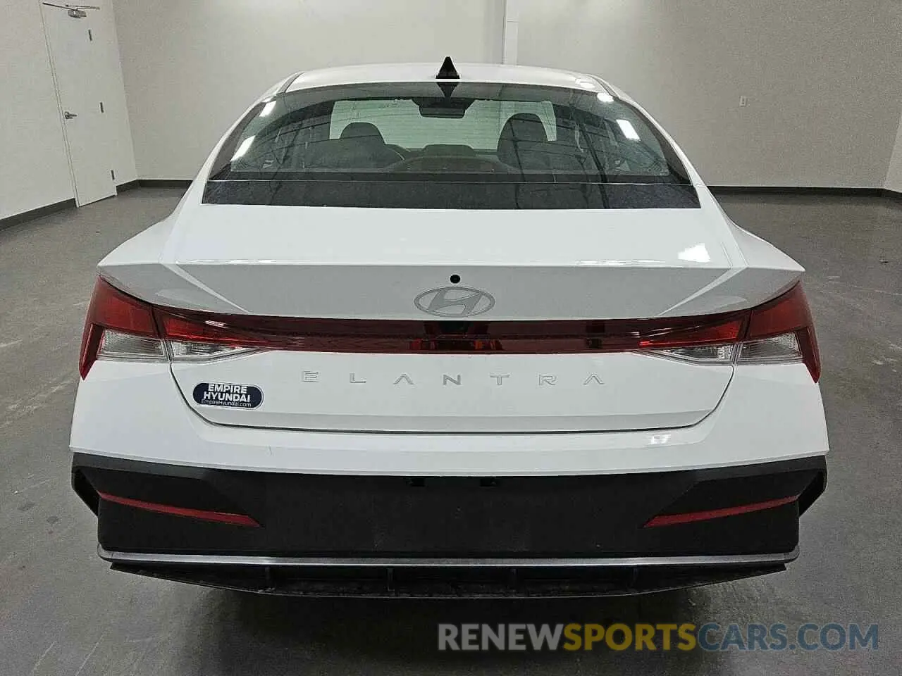 6 fotografías del automóvil dañado KMHLL4DG9RU826527 HYUNDAI ELANTRA 2024