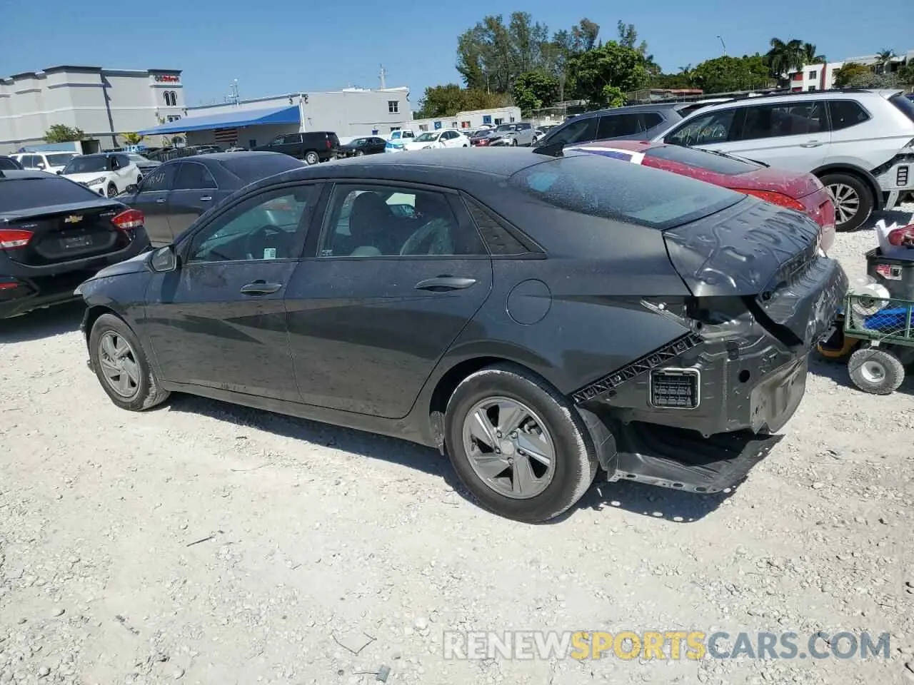 2 fotografías del automóvil dañado KMHLL4DGXRU676265 HYUNDAI ELANTRA 2024