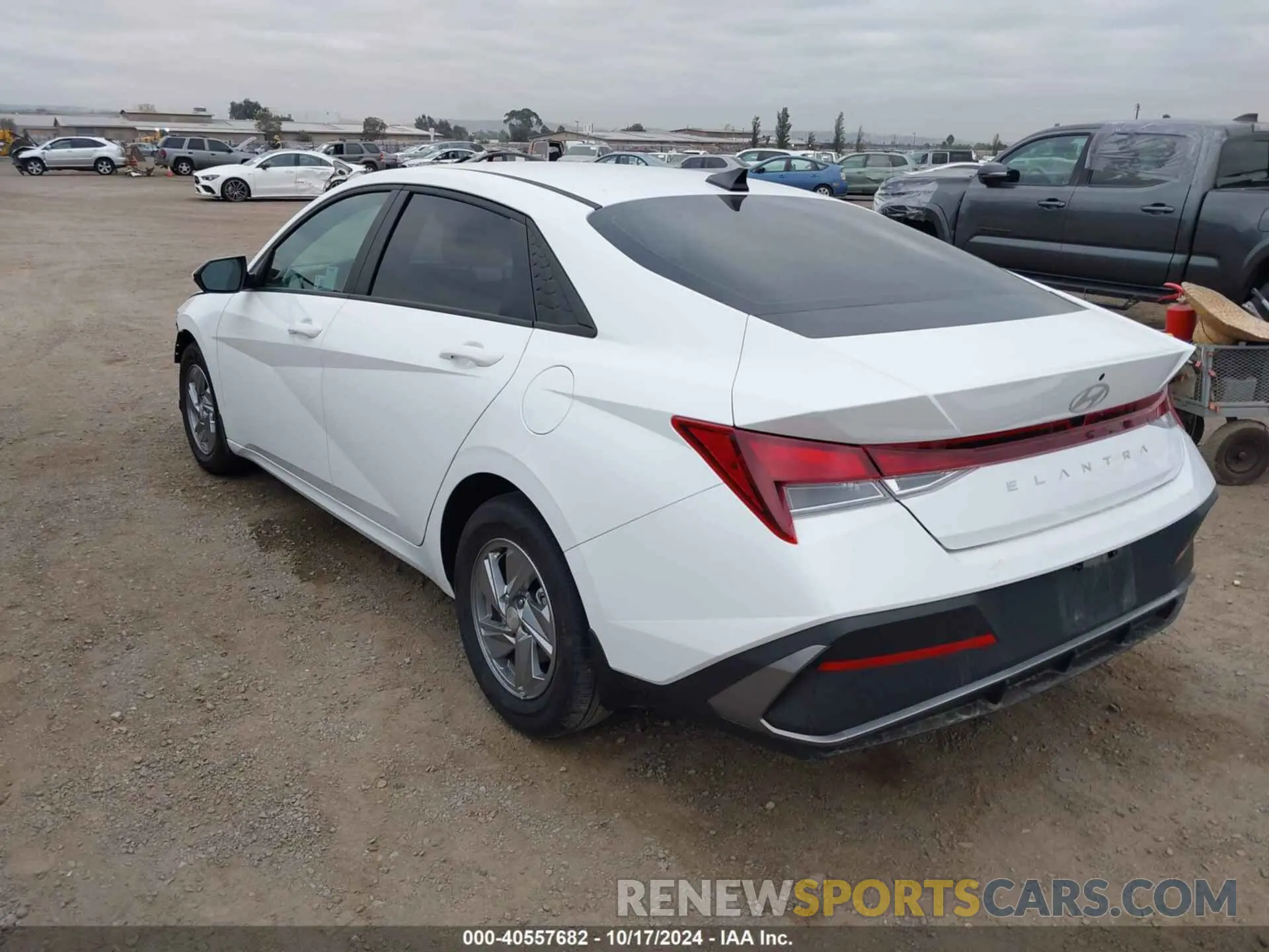 3 fotografías del automóvil dañado KMHLL4DGXRU708969 HYUNDAI ELANTRA 2024