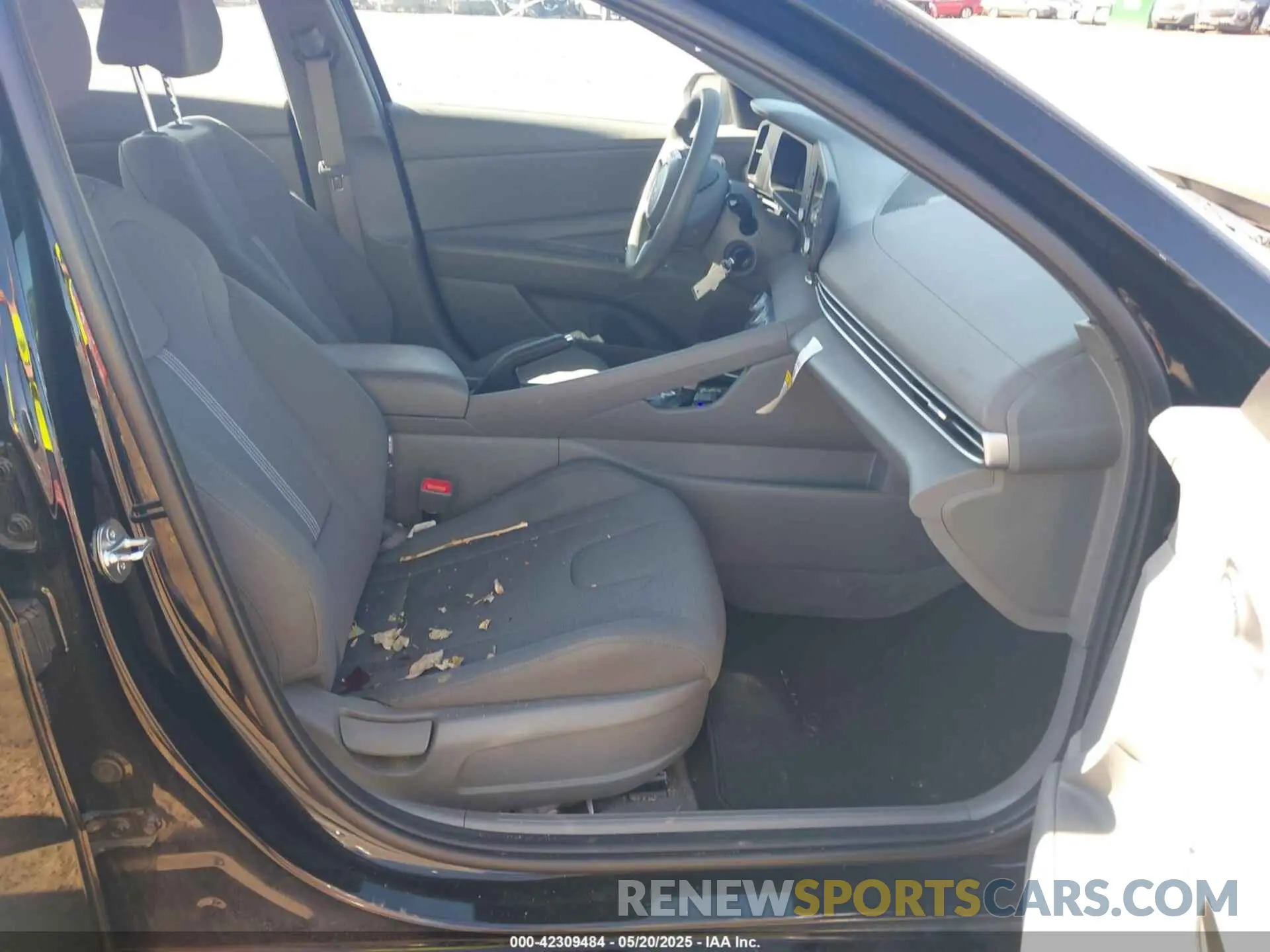 5 fotografías del automóvil dañado KMHLL4DGXRU729403 HYUNDAI ELANTRA 2024