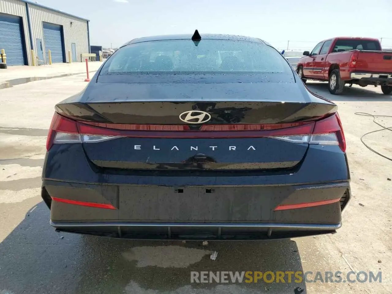 6 fotografías del automóvil dañado KMHLL4DGXRU743141 HYUNDAI ELANTRA 2024