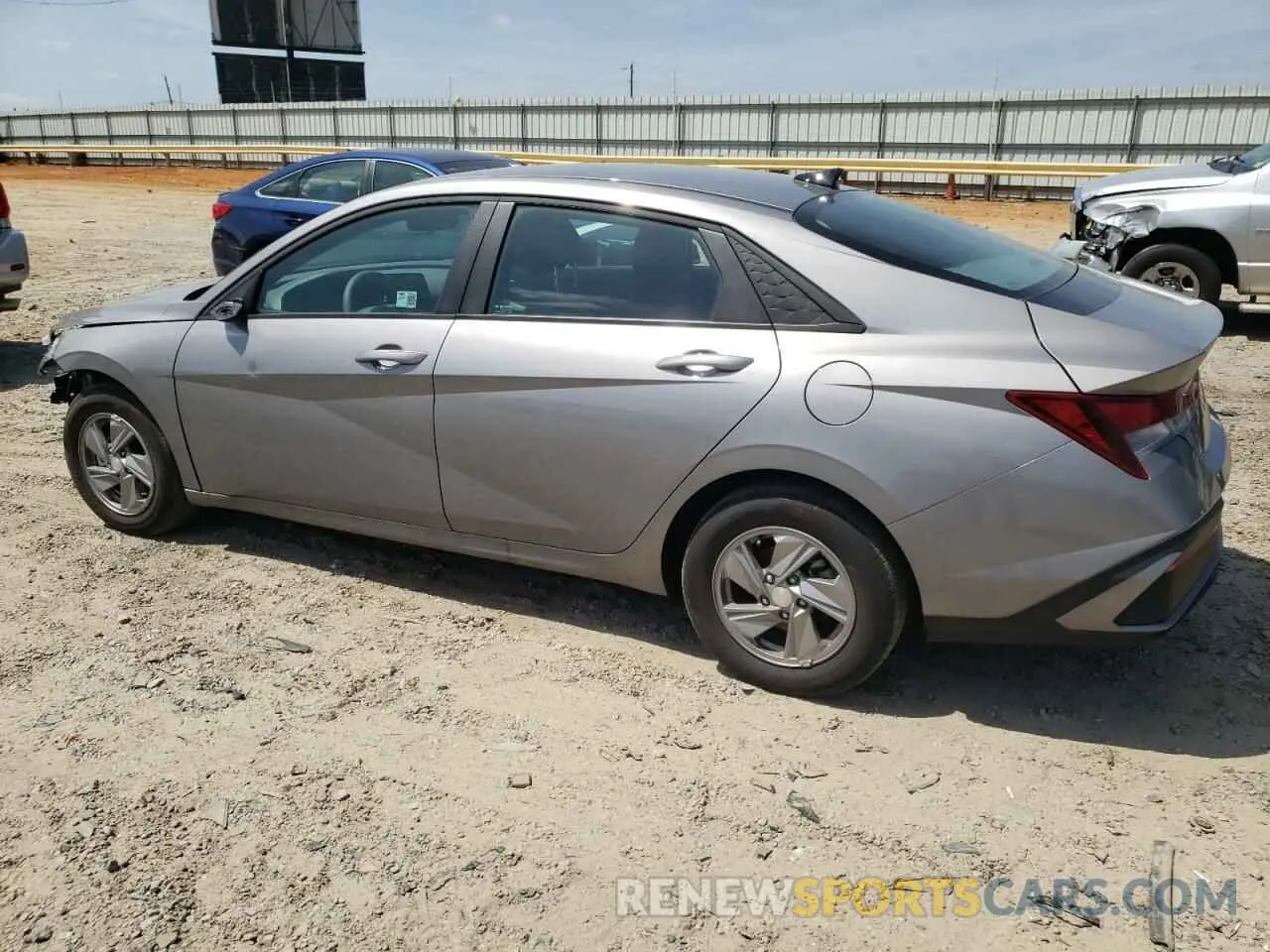 2 fotografías del automóvil dañado KMHLL4DGXRU834877 HYUNDAI ELANTRA 2024