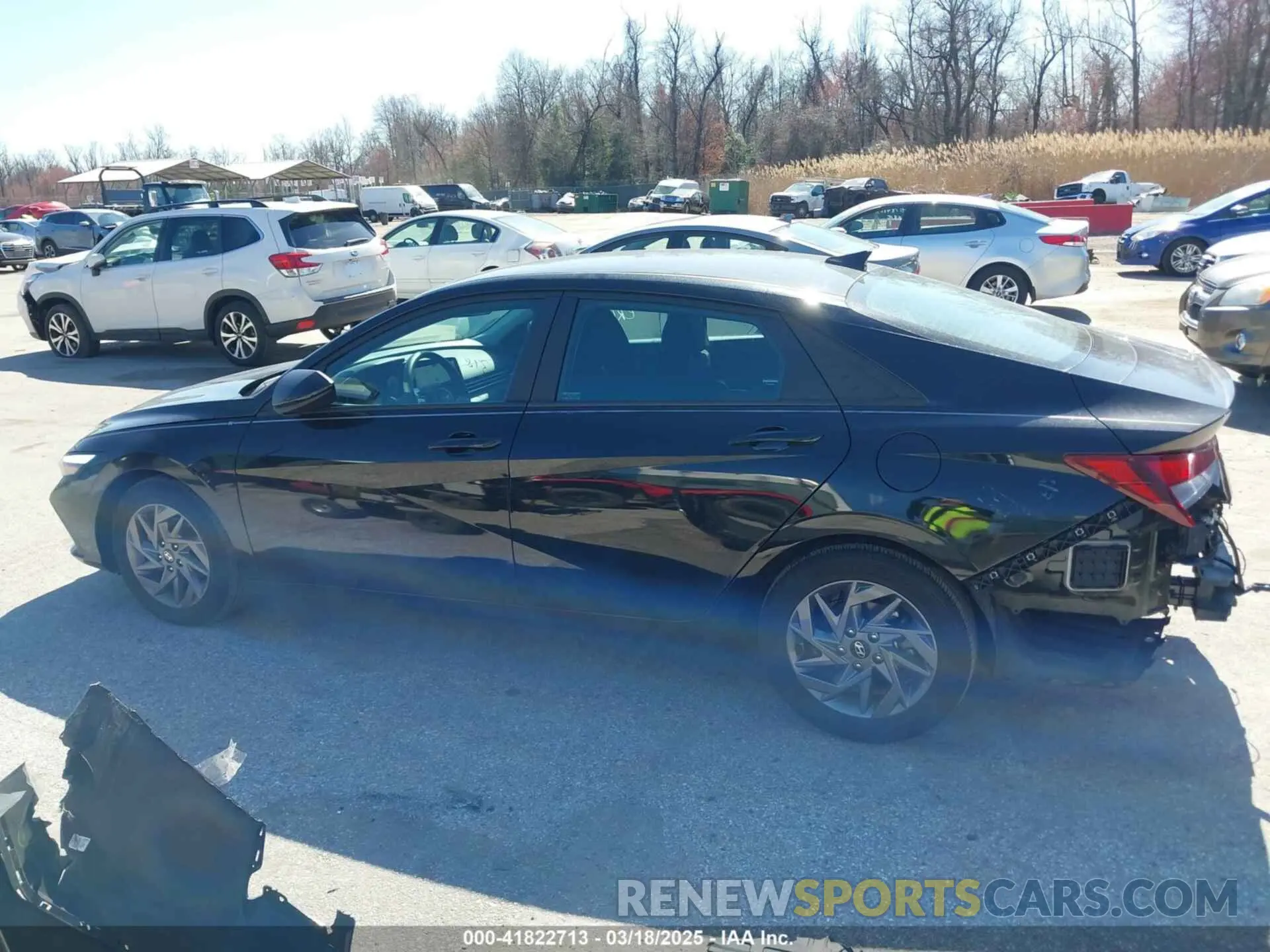 15 fotografías del automóvil dañado KMHLM4DG0RU640615 HYUNDAI ELANTRA 2024