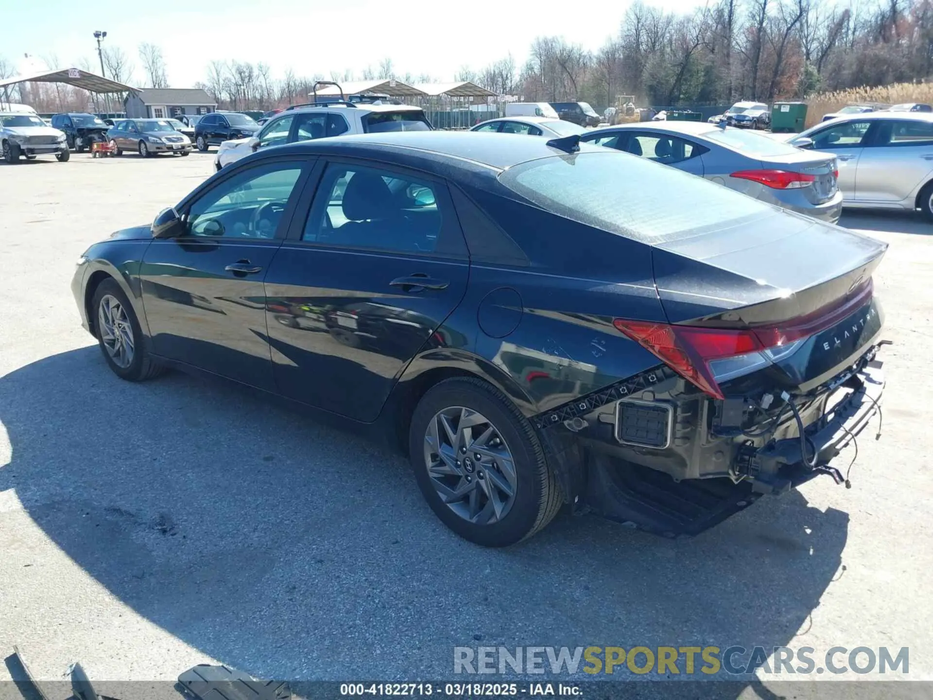 3 fotografías del automóvil dañado KMHLM4DG0RU640615 HYUNDAI ELANTRA 2024