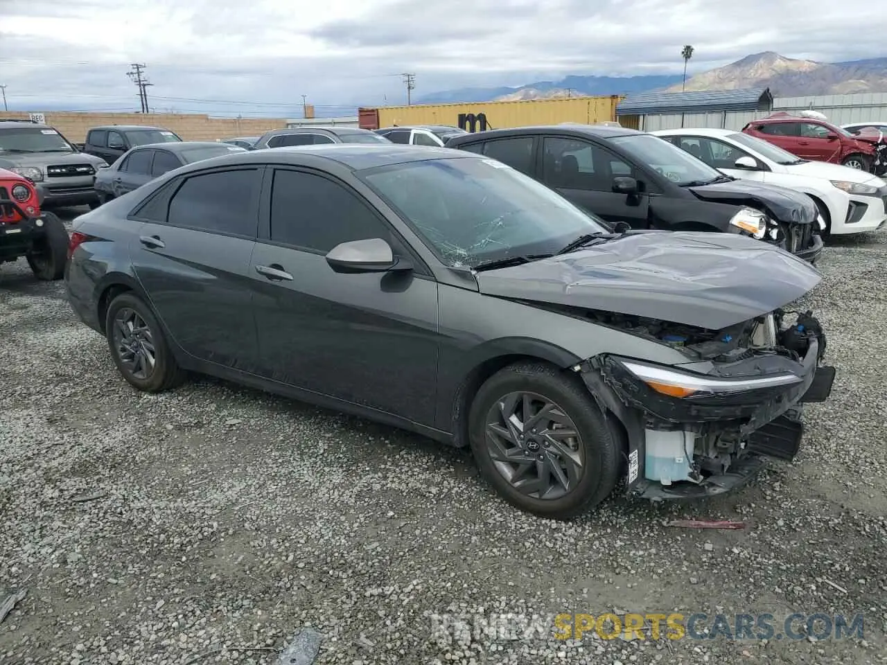 4 fotografías del automóvil dañado KMHLM4DG0RU666499 HYUNDAI ELANTRA 2024