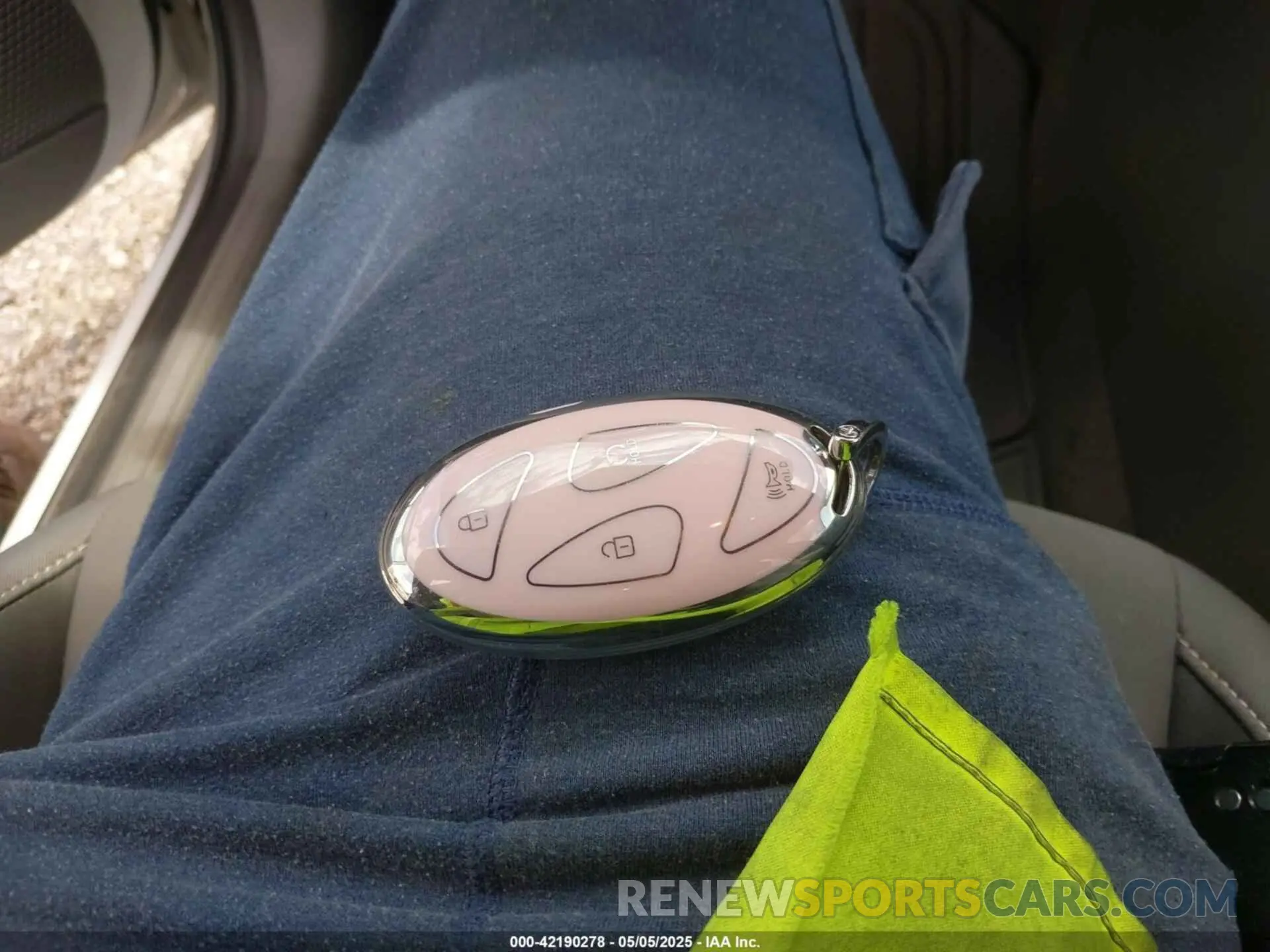 11 fotografías del automóvil dañado KMHLM4DG0RU672240 HYUNDAI ELANTRA 2024