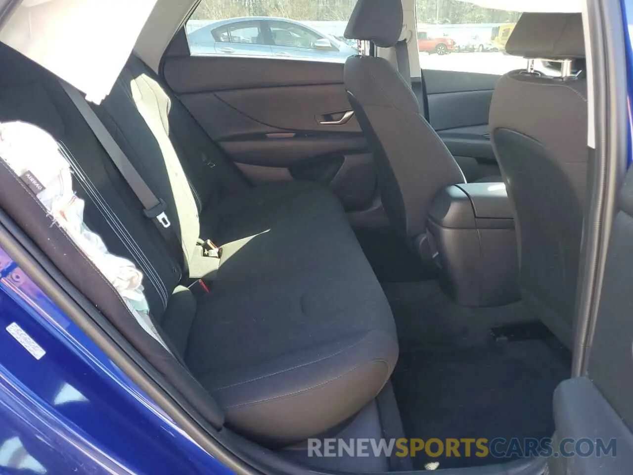 10 fotografías del automóvil dañado KMHLM4DG0RU707827 HYUNDAI ELANTRA 2024
