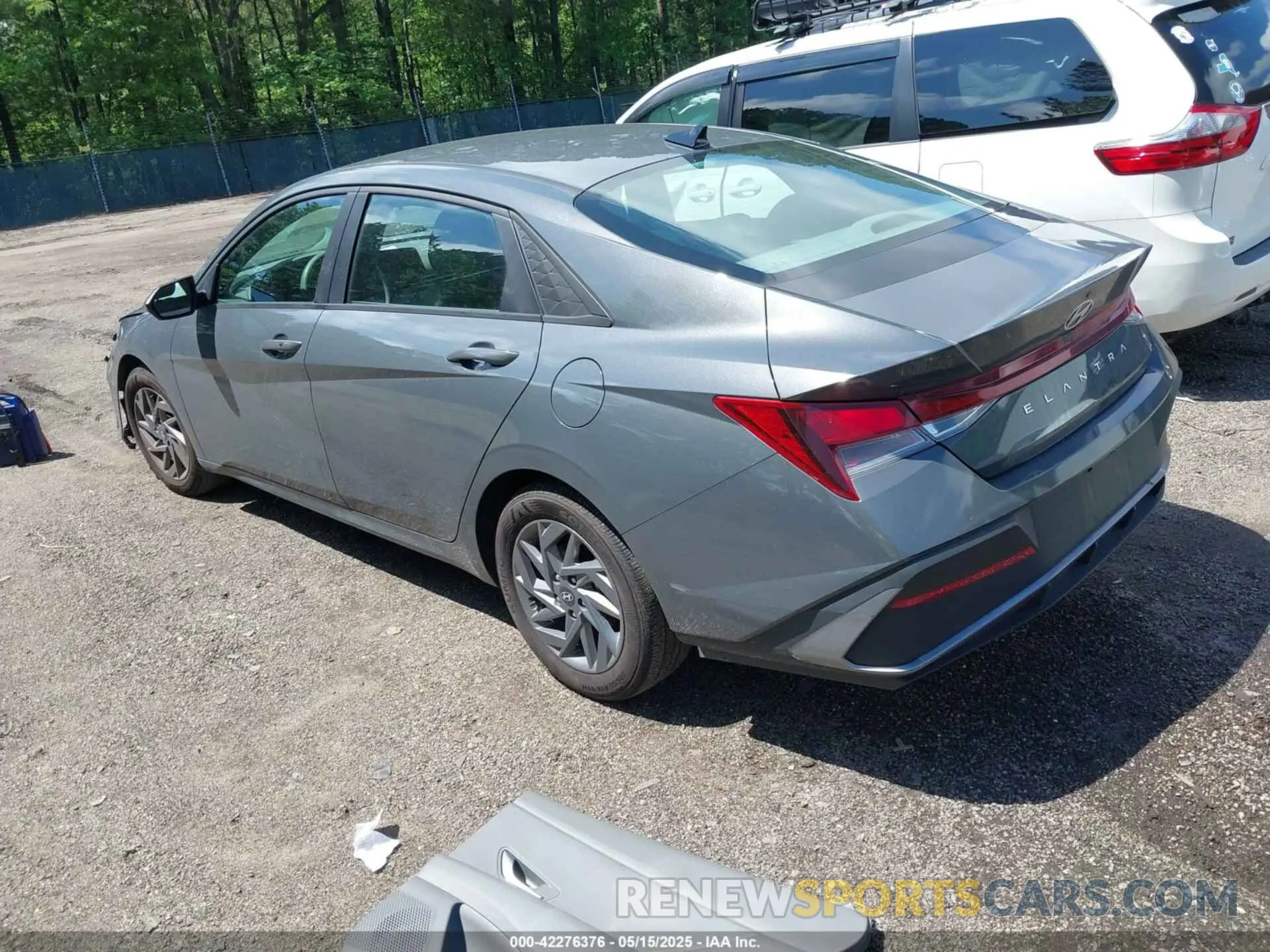 3 fotografías del automóvil dañado KMHLM4DG0RU709934 HYUNDAI ELANTRA 2024