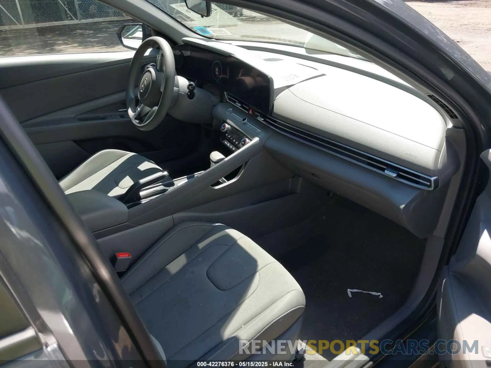 5 fotografías del automóvil dañado KMHLM4DG0RU709934 HYUNDAI ELANTRA 2024