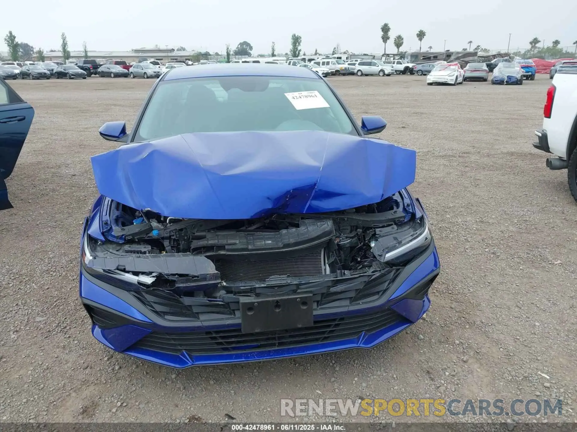 12 fotografías del automóvil dañado KMHLM4DG0RU740634 HYUNDAI ELANTRA 2024