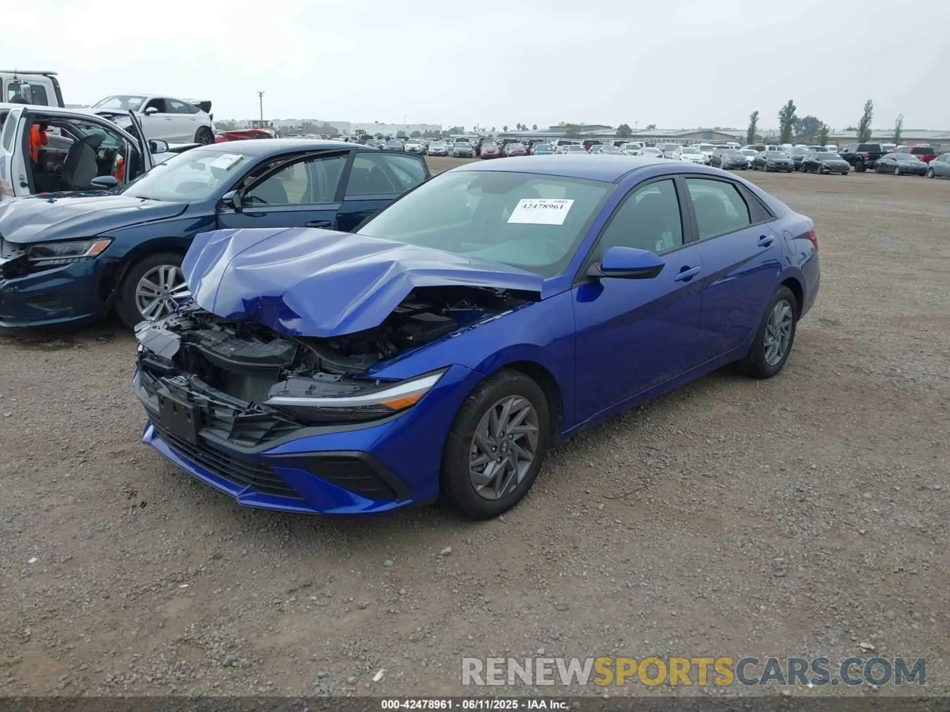 2 fotografías del automóvil dañado KMHLM4DG0RU740634 HYUNDAI ELANTRA 2024
