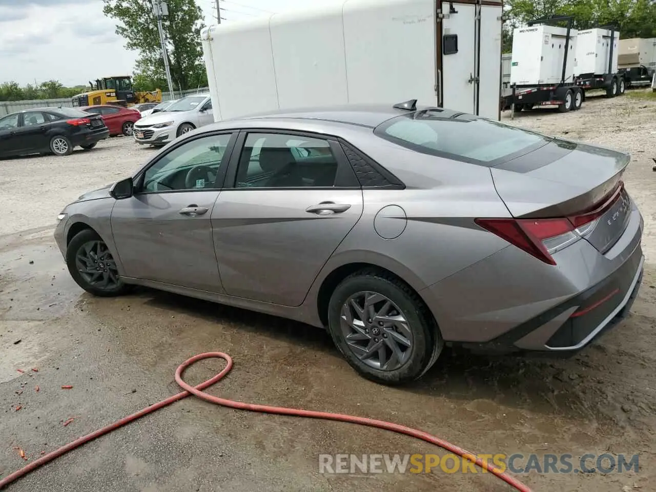2 fotografías del automóvil dañado KMHLM4DG0RU743274 HYUNDAI ELANTRA 2024