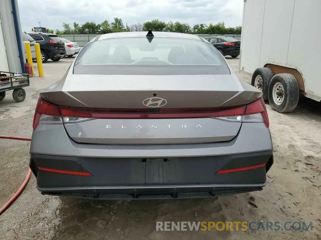 6 fotografías del automóvil dañado KMHLM4DG0RU743274 HYUNDAI ELANTRA 2024