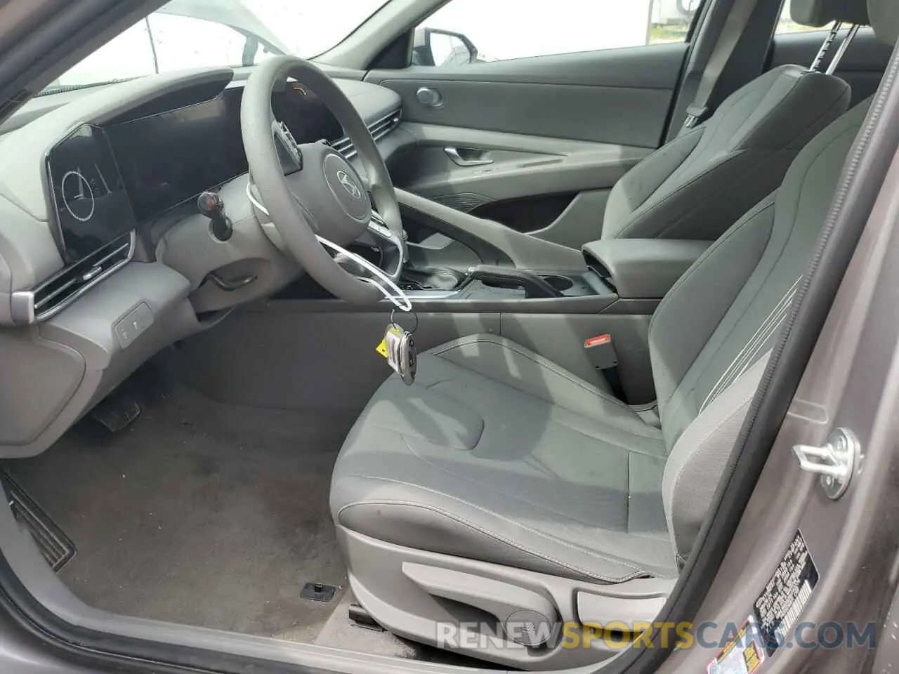 7 fotografías del automóvil dañado KMHLM4DG0RU743274 HYUNDAI ELANTRA 2024