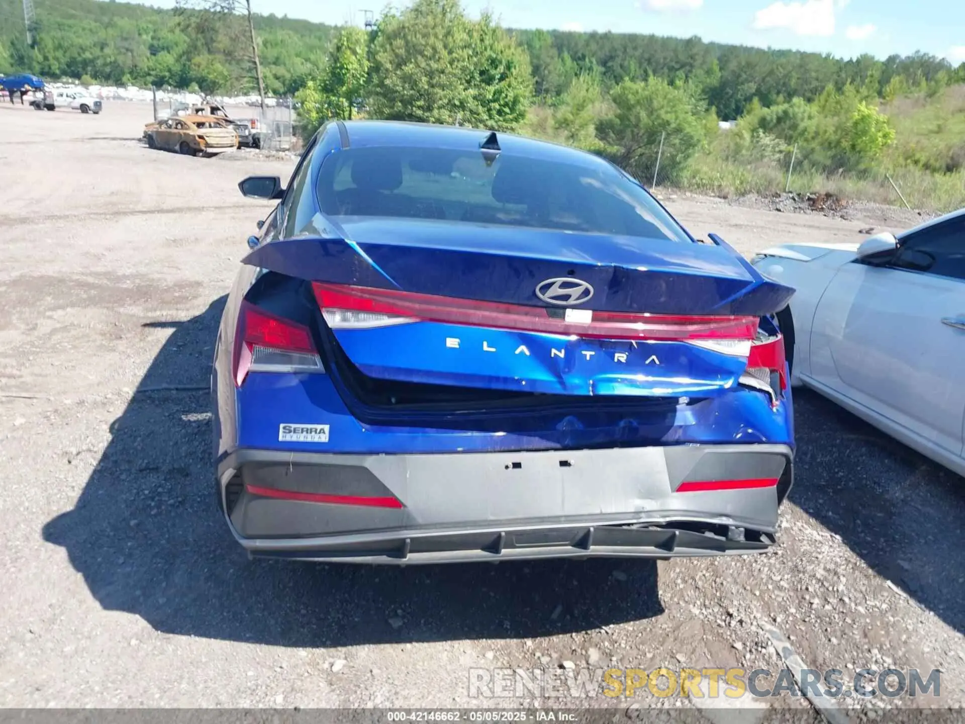 17 fotografías del automóvil dañado KMHLM4DG0RU767025 HYUNDAI ELANTRA 2024