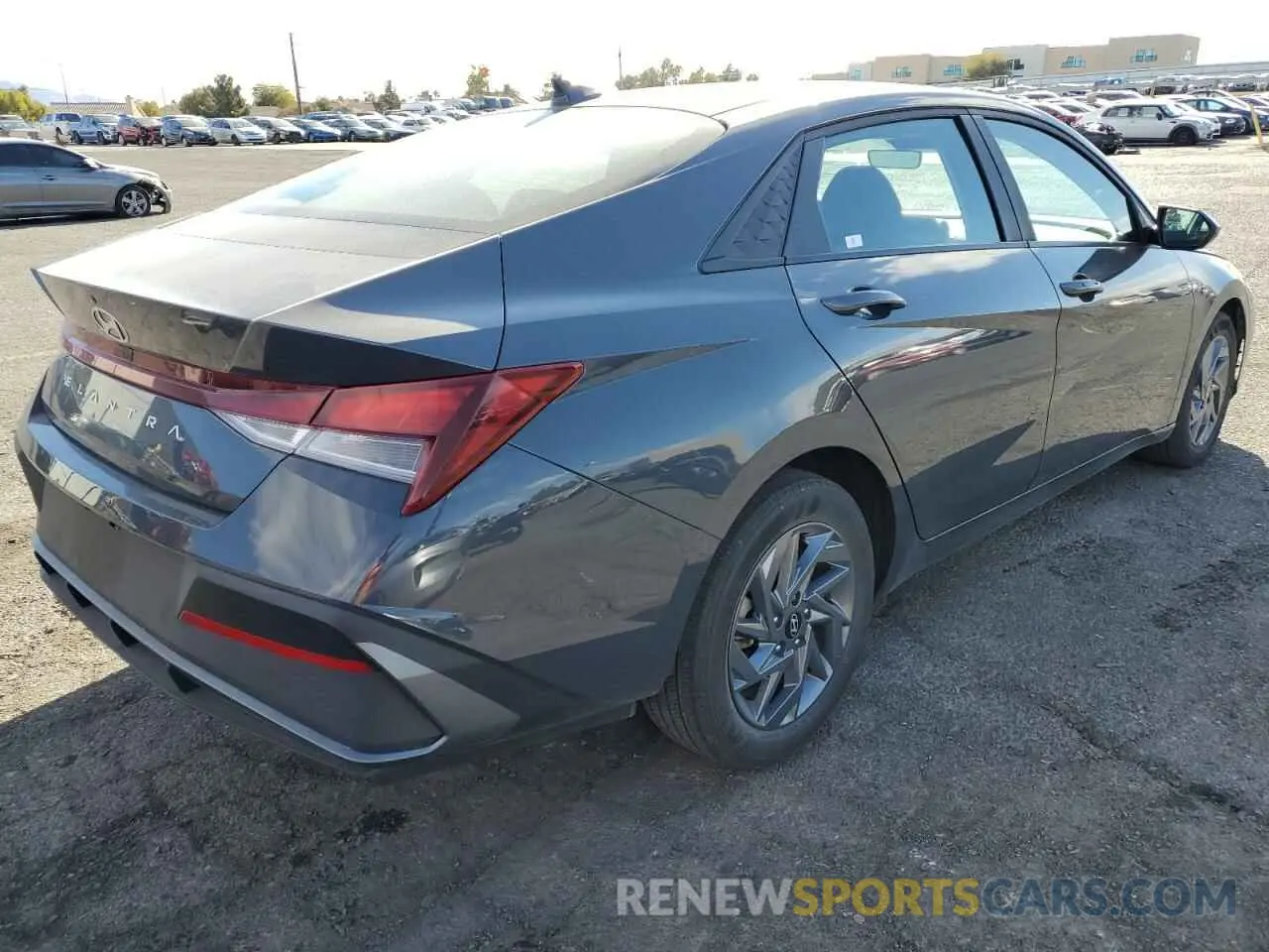 3 fotografías del automóvil dañado KMHLM4DG1RU654152 HYUNDAI ELANTRA 2024