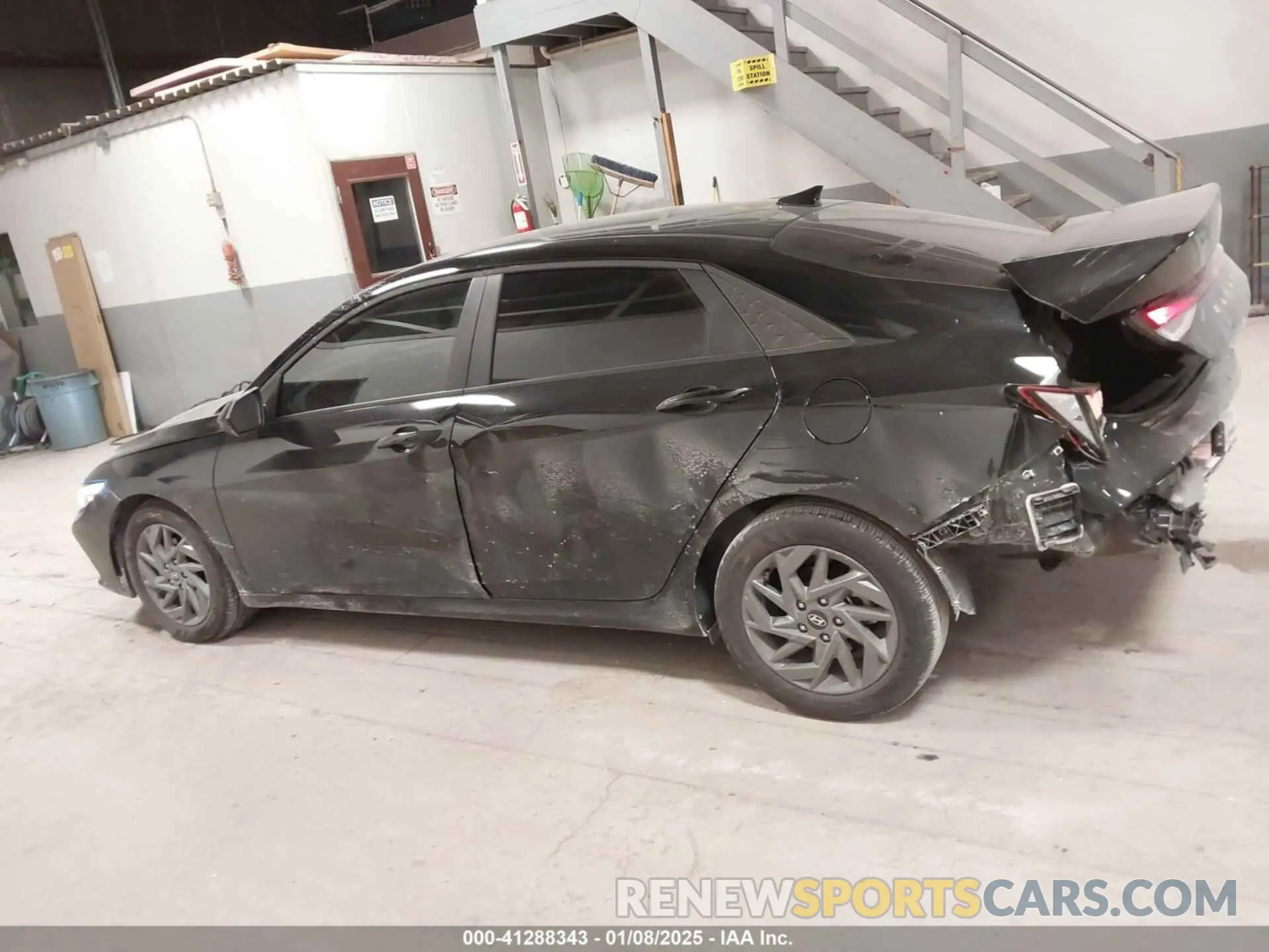14 fotografías del automóvil dañado KMHLM4DG1RU654944 HYUNDAI ELANTRA 2024