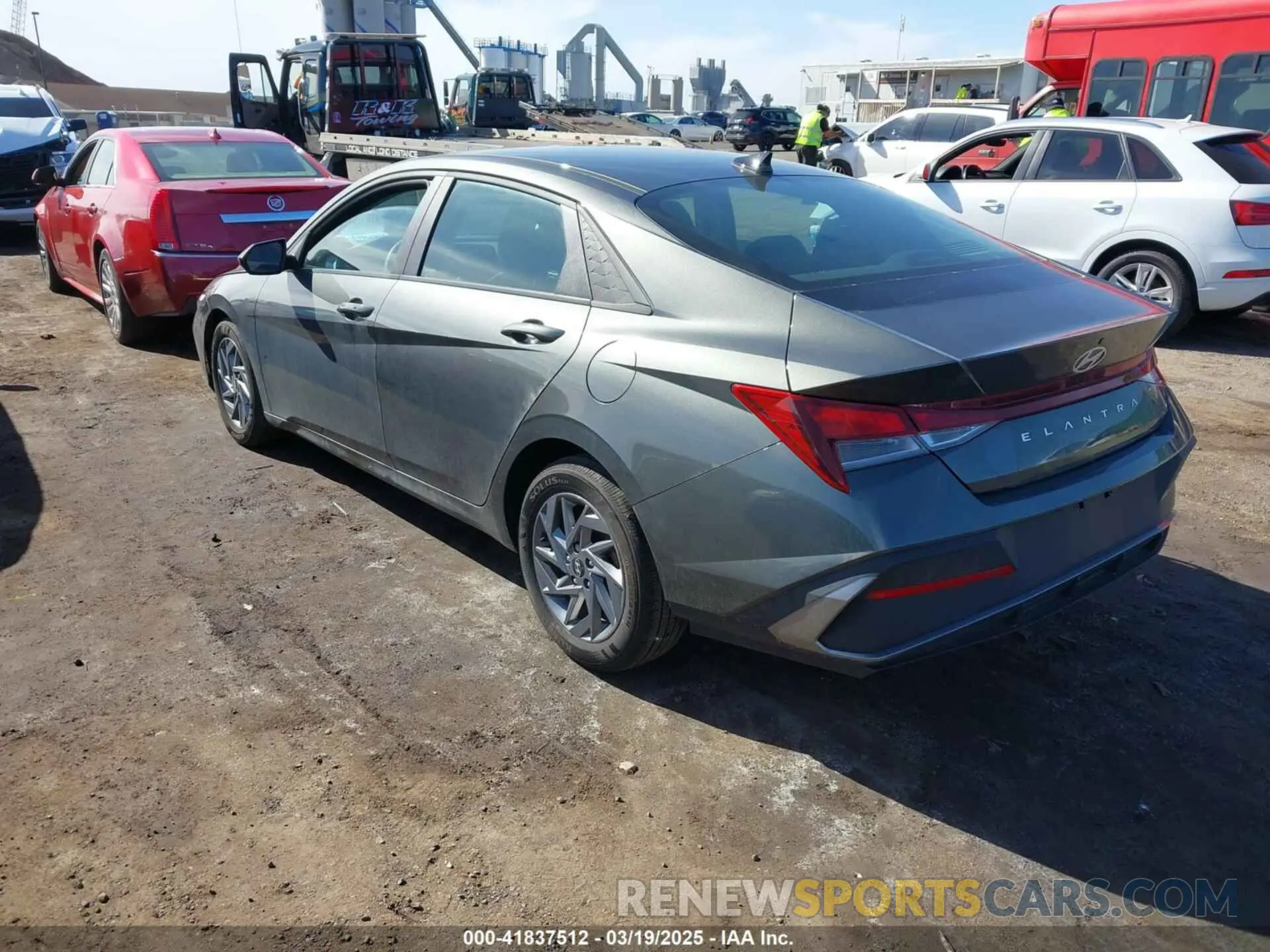 3 fotografías del automóvil dañado KMHLM4DG1RU663238 HYUNDAI ELANTRA 2024
