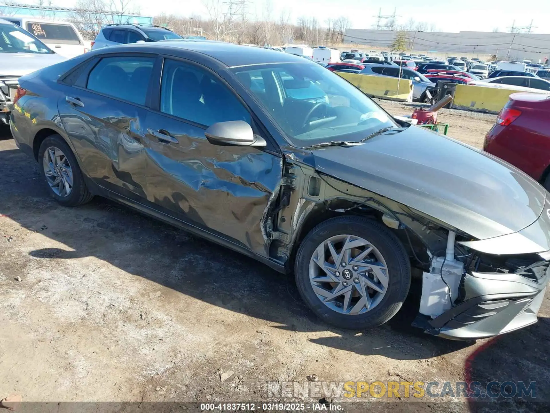 6 fotografías del automóvil dañado KMHLM4DG1RU663238 HYUNDAI ELANTRA 2024