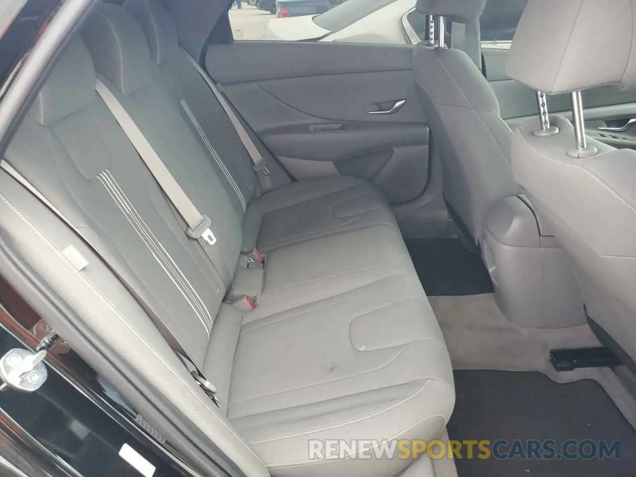 10 fotografías del automóvil dañado KMHLM4DG1RU730002 HYUNDAI ELANTRA 2024