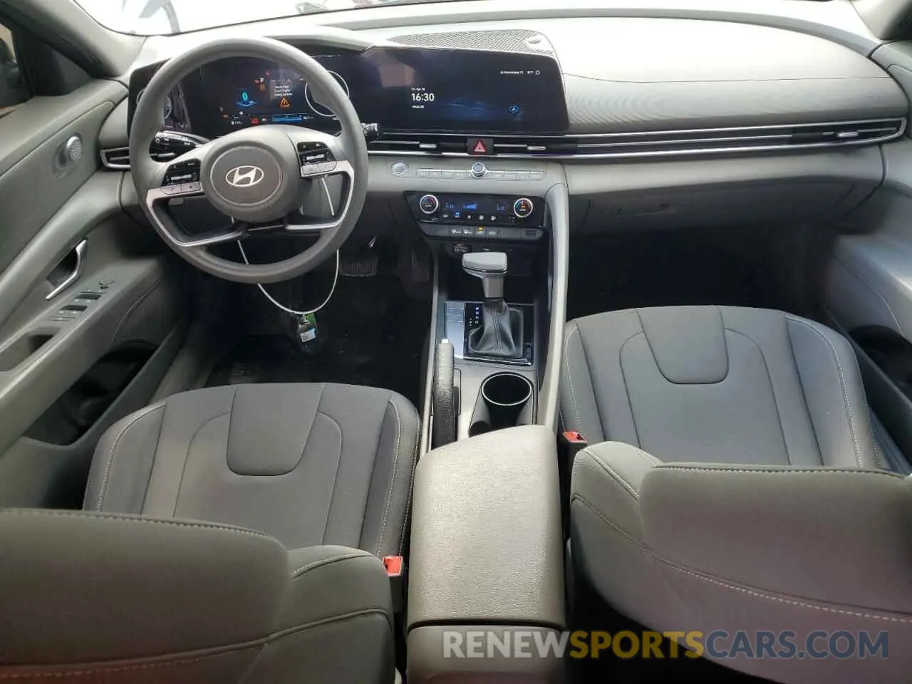 8 fotografías del automóvil dañado KMHLM4DG1RU730002 HYUNDAI ELANTRA 2024