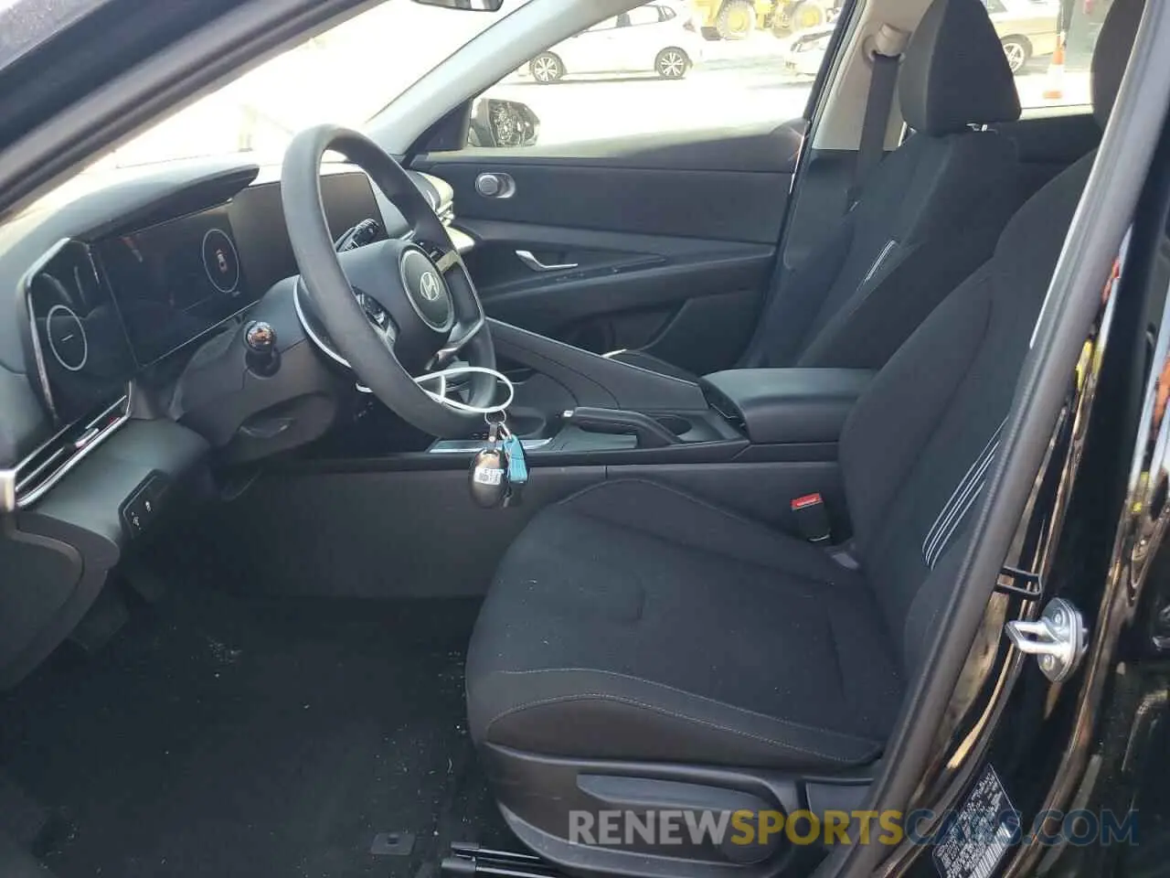 7 fotografías del automóvil dañado KMHLM4DG1RU756731 HYUNDAI ELANTRA 2024