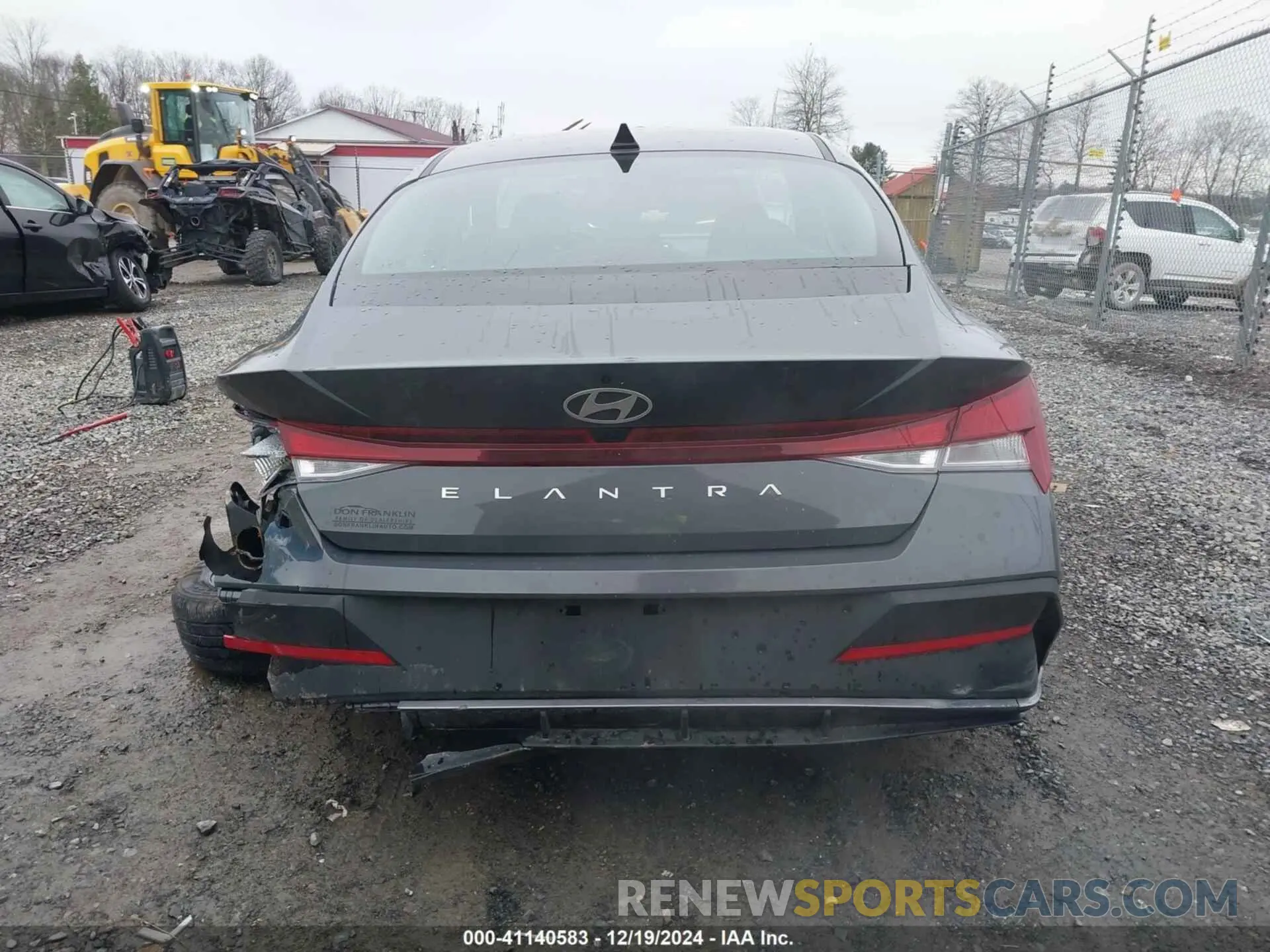 17 fotografías del automóvil dañado KMHLM4DG1RU785937 HYUNDAI ELANTRA 2024