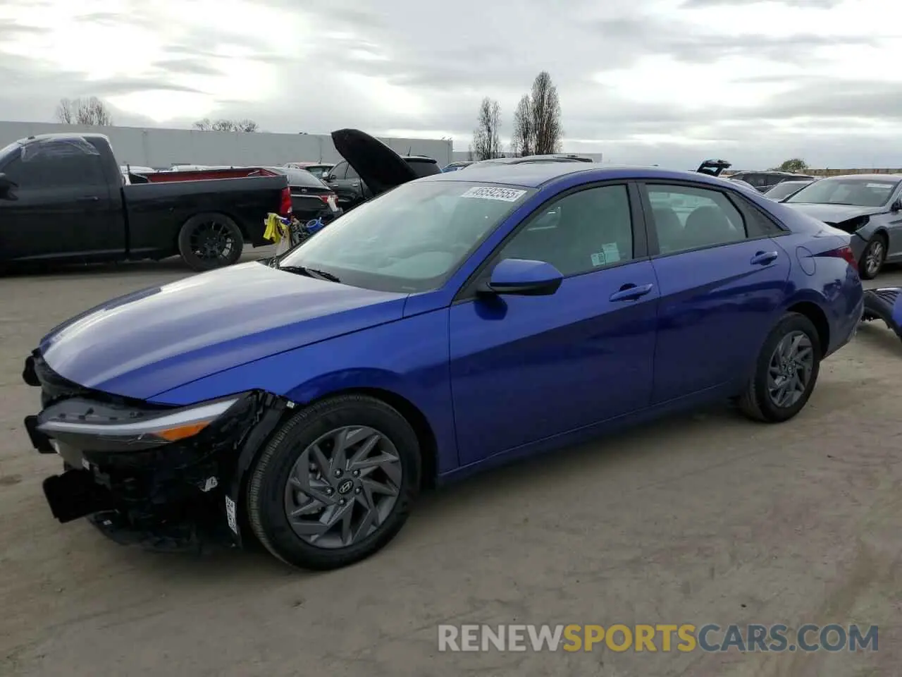 1 fotografías del automóvil dañado KMHLM4DG2RU668660 HYUNDAI ELANTRA 2024