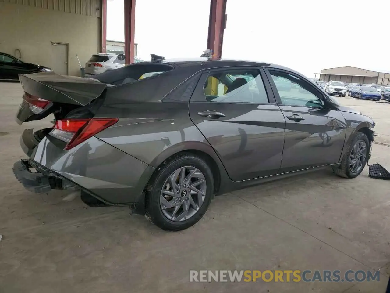 3 fotografías del automóvil dañado KMHLM4DG2RU681747 HYUNDAI ELANTRA 2024