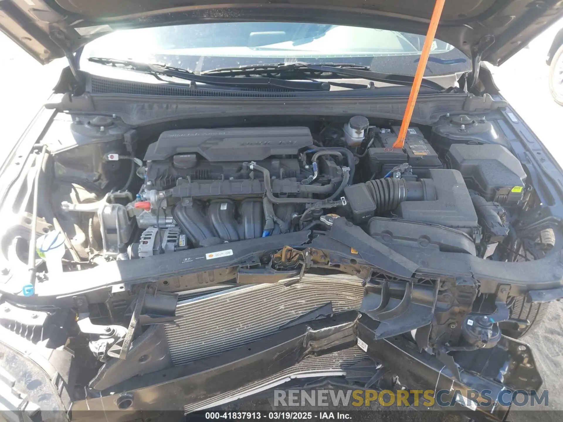 10 fotografías del automóvil dañado KMHLM4DG2RU725939 HYUNDAI ELANTRA 2024