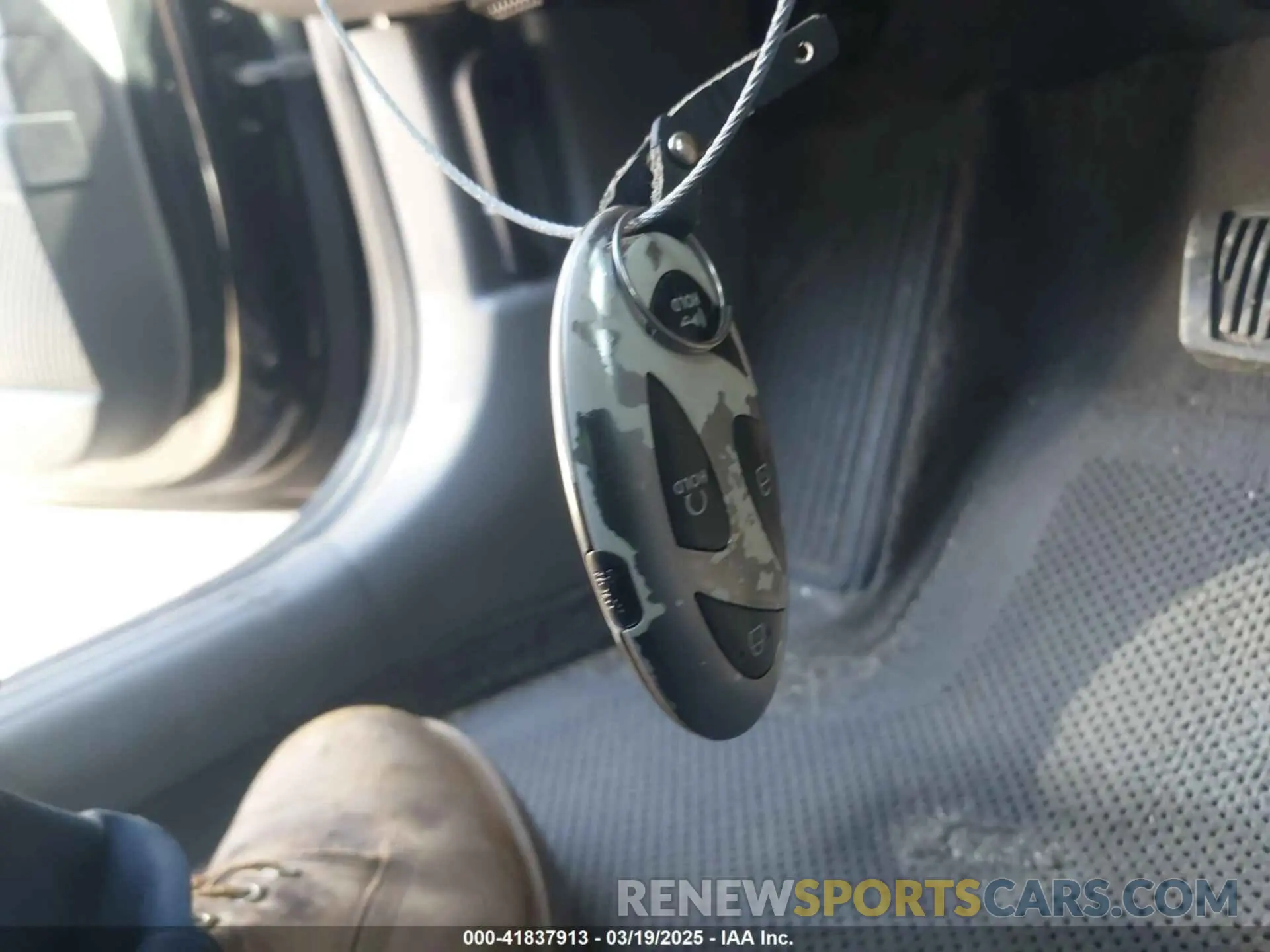 11 fotografías del automóvil dañado KMHLM4DG2RU725939 HYUNDAI ELANTRA 2024