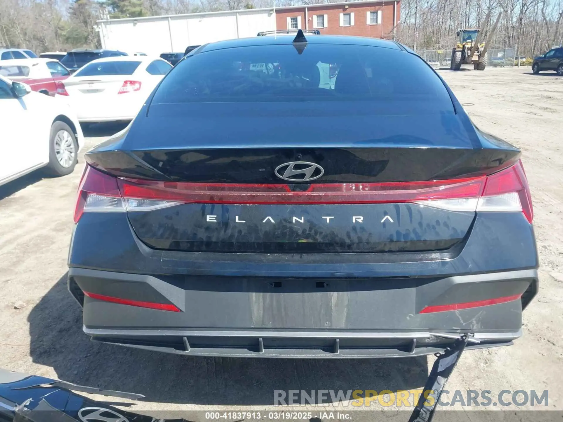 16 fotografías del automóvil dañado KMHLM4DG2RU725939 HYUNDAI ELANTRA 2024