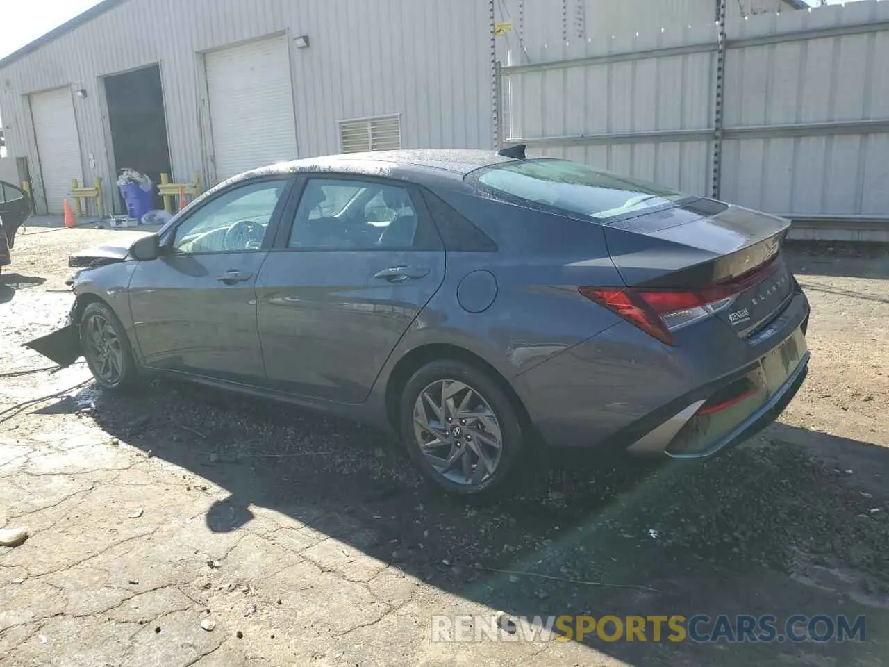 2 fotografías del automóvil dañado KMHLM4DG2RU731580 HYUNDAI ELANTRA 2024