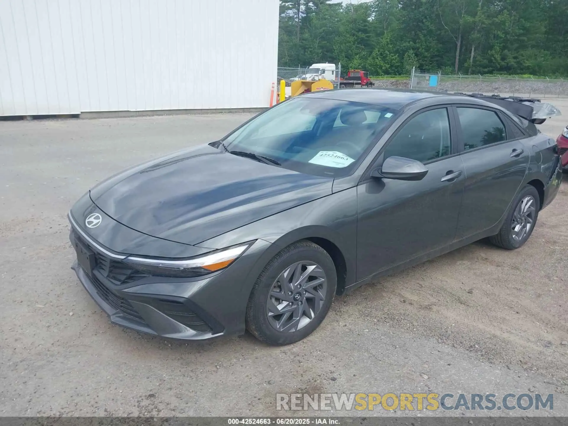 2 fotografías del automóvil dañado KMHLM4DG2RU733295 HYUNDAI ELANTRA 2024