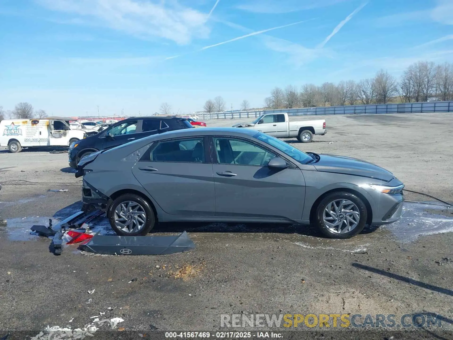 13 fotografías del automóvil dañado KMHLM4DG2RU735841 HYUNDAI ELANTRA 2024