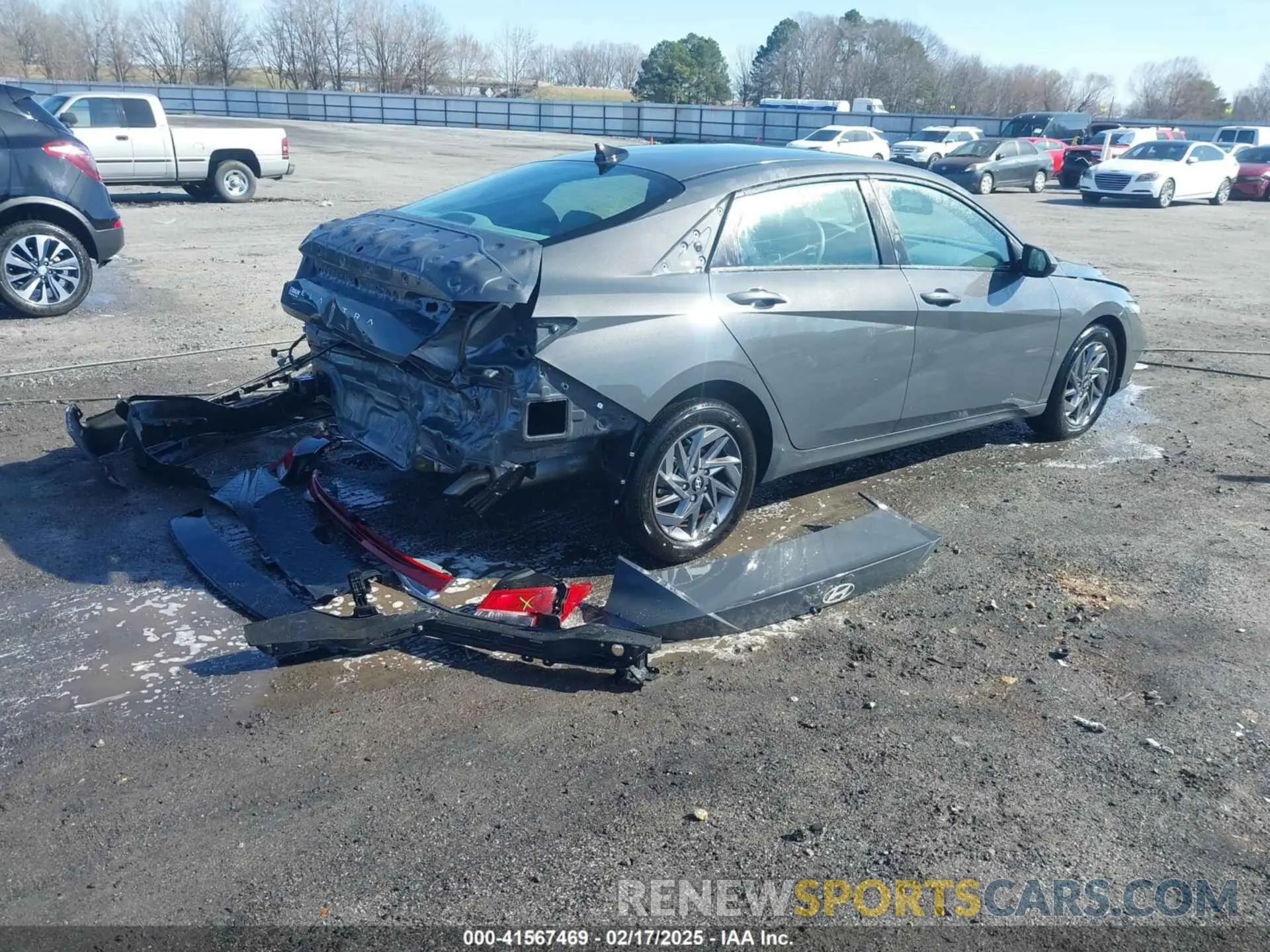 4 fotografías del automóvil dañado KMHLM4DG2RU735841 HYUNDAI ELANTRA 2024