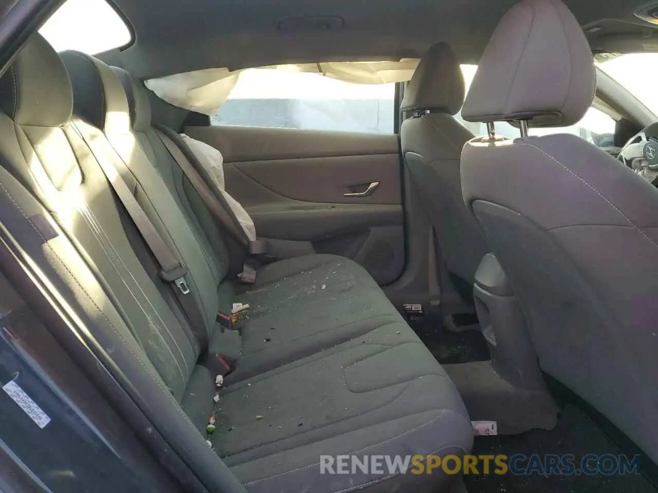11 fotografías del automóvil dañado KMHLM4DG3RU645646 HYUNDAI ELANTRA 2024