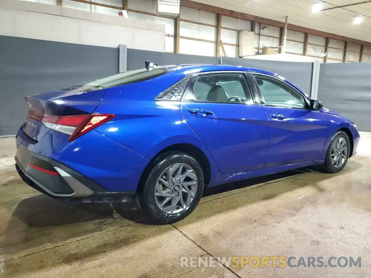 3 fotografías del automóvil dañado KMHLM4DG3RU662088 HYUNDAI ELANTRA 2024