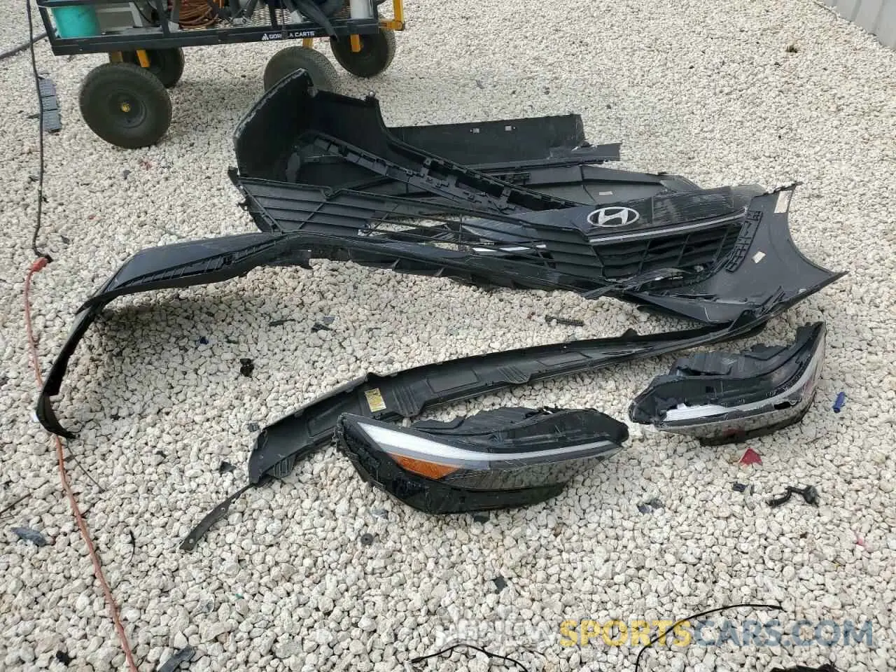 12 fotografías del automóvil dañado KMHLM4DG3RU770727 HYUNDAI ELANTRA 2024