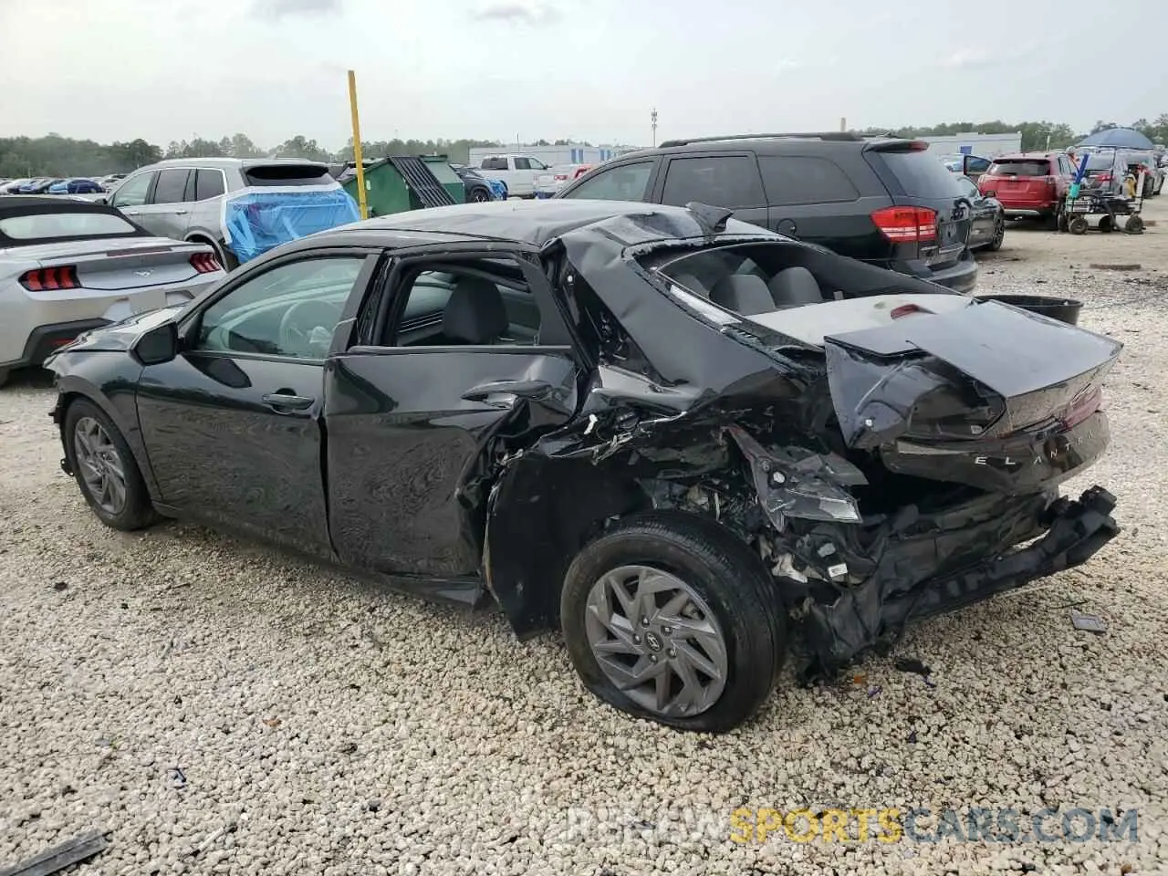 2 fotografías del automóvil dañado KMHLM4DG3RU770727 HYUNDAI ELANTRA 2024
